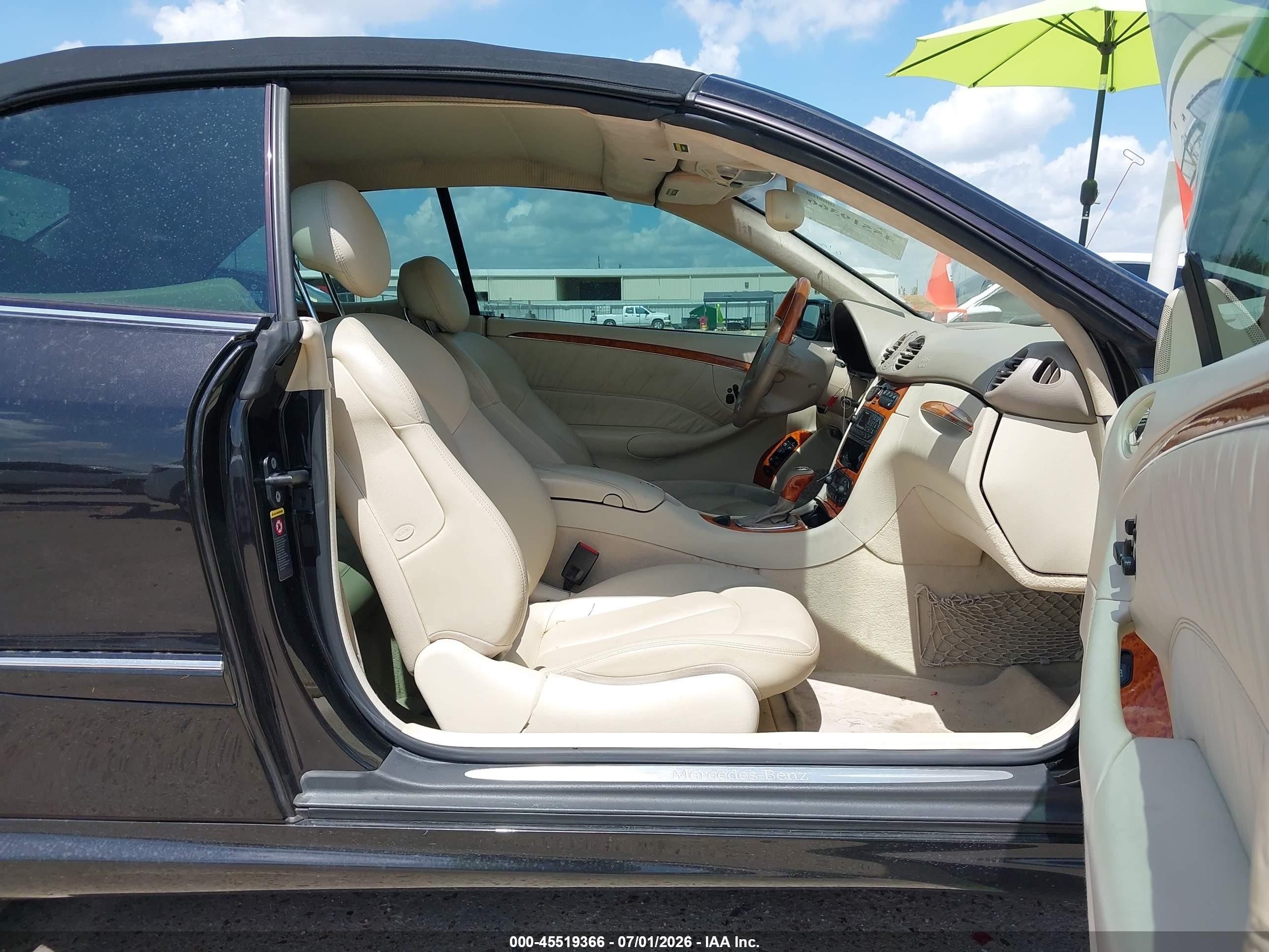 2004 Mercedes-benz Clk 500 Black vin: WDBTK75G04T009600