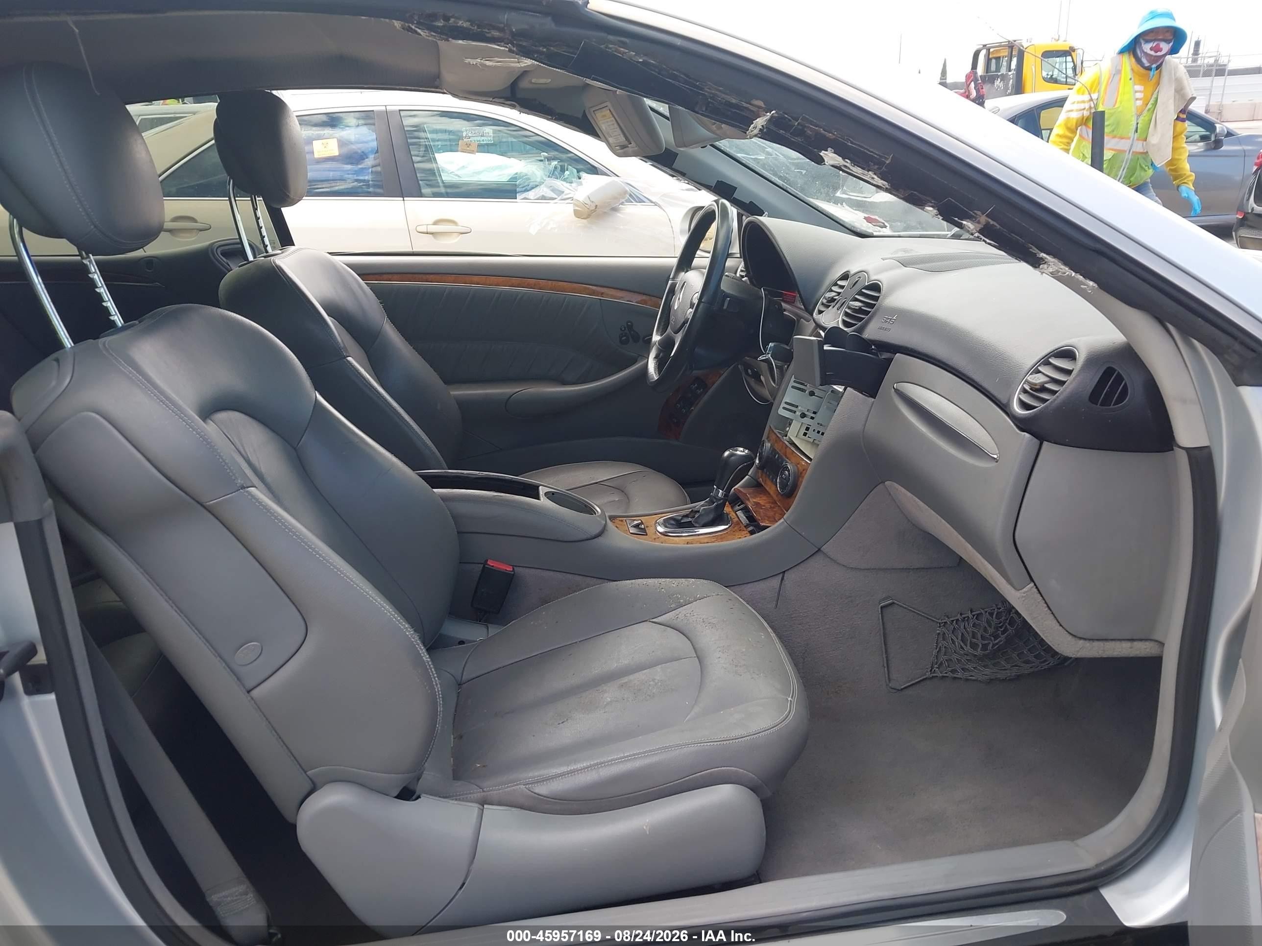 2006 Mercedes-benz Clk 500   Silver vin: WDBTK75G06T061456