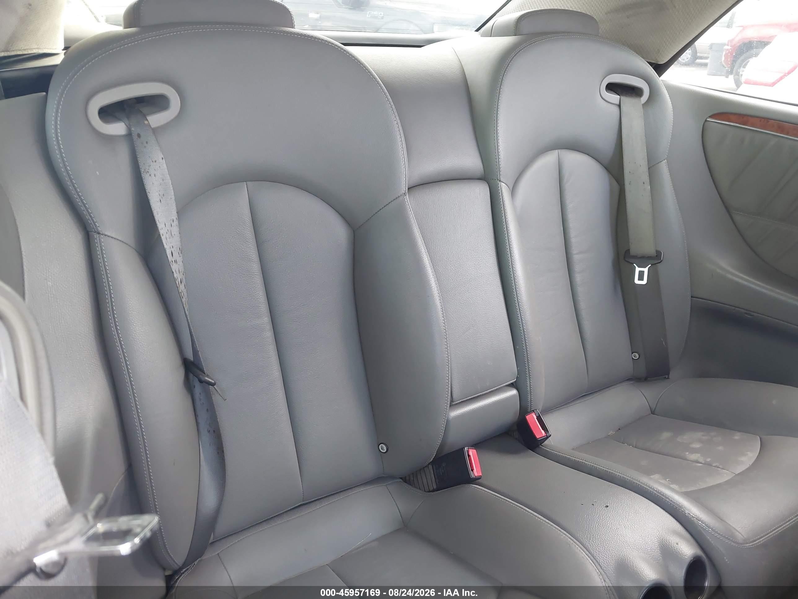 2006 Mercedes-benz Clk 500   Silver vin: WDBTK75G06T061456