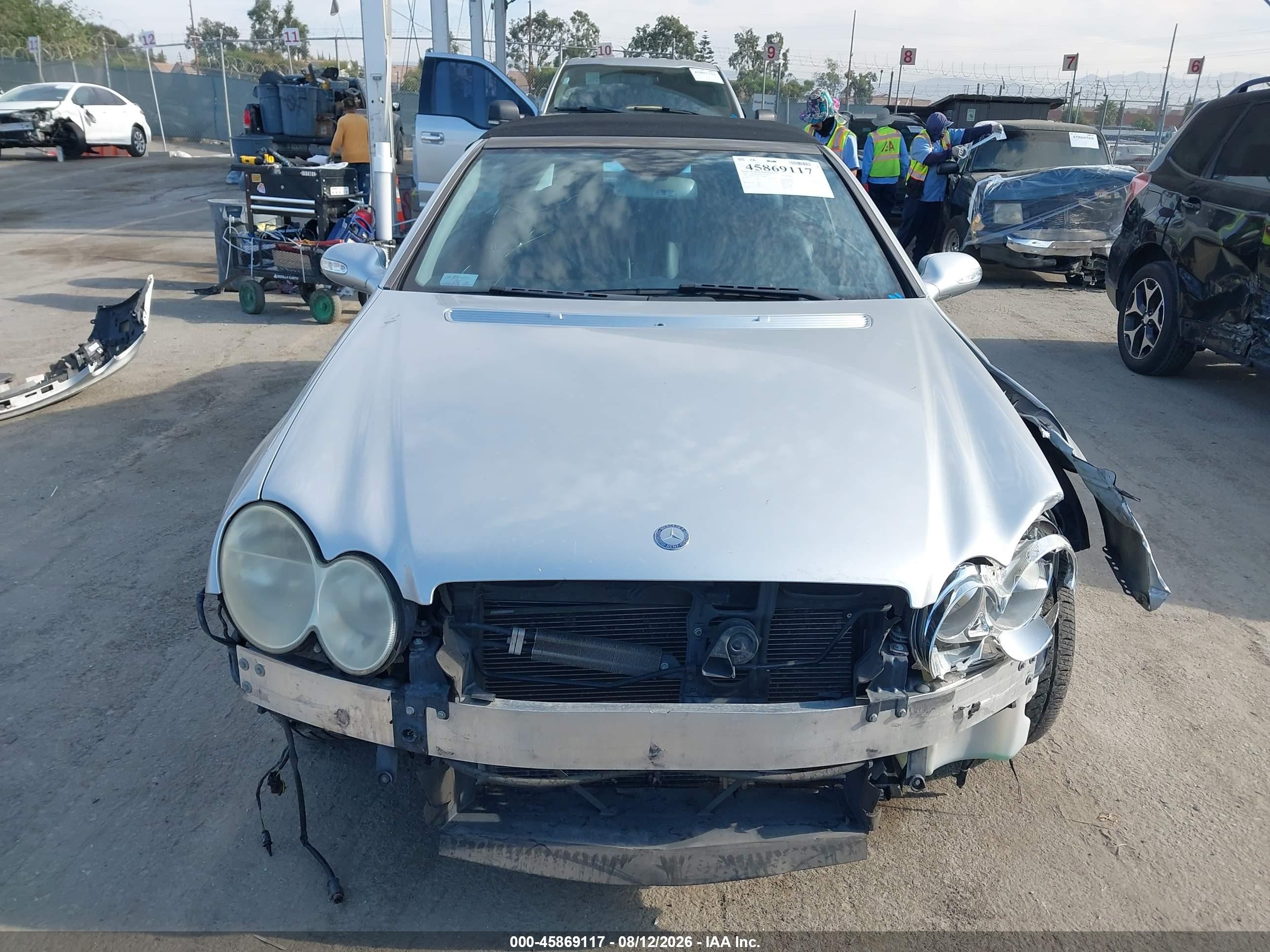 2005 Mercedes-benz Clk 500   Silver vin: WDBTK75G15T040047