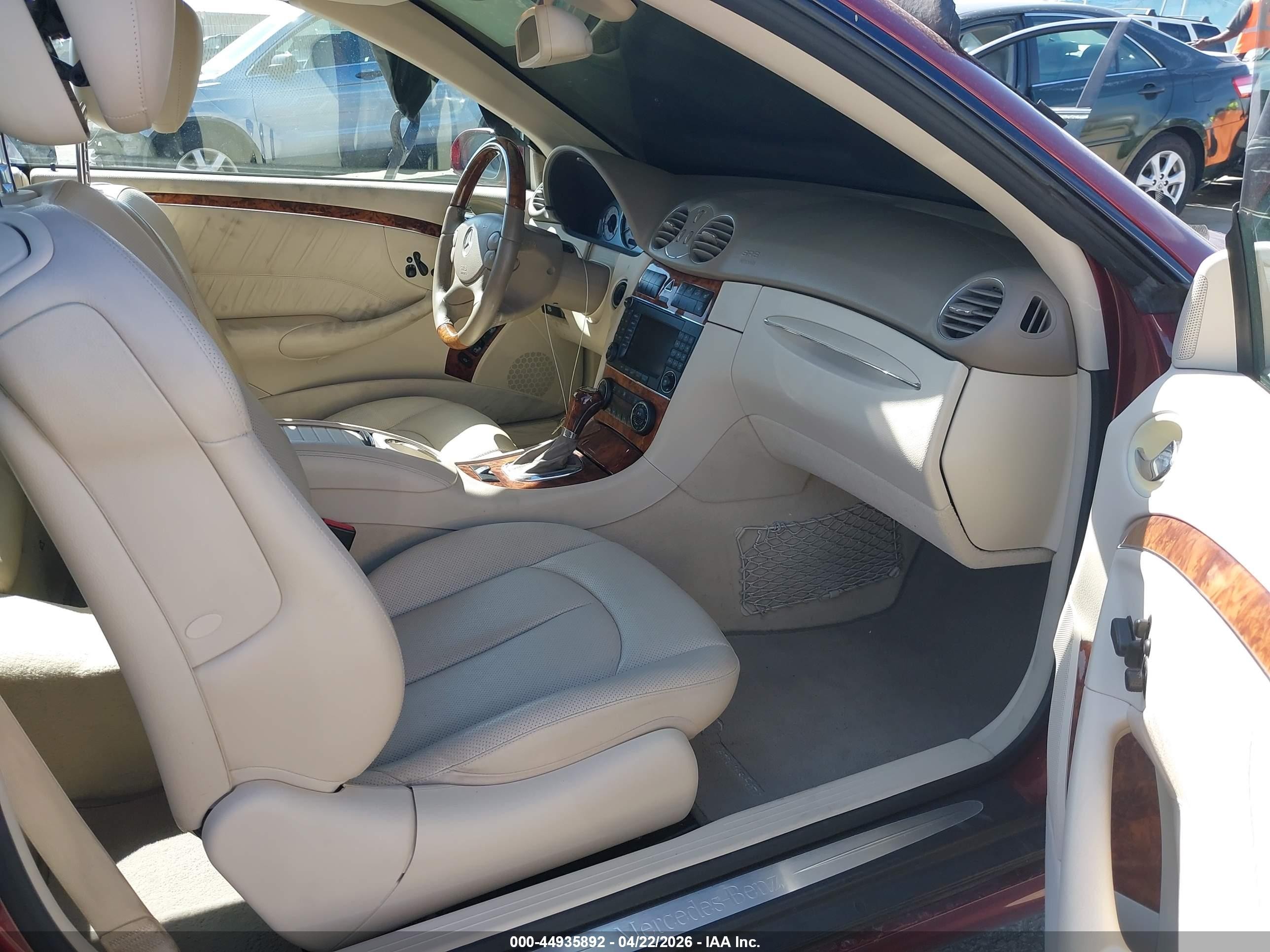 2006 Mercedes-benz Clk 500 Red vin: WDBTK75G46T067308