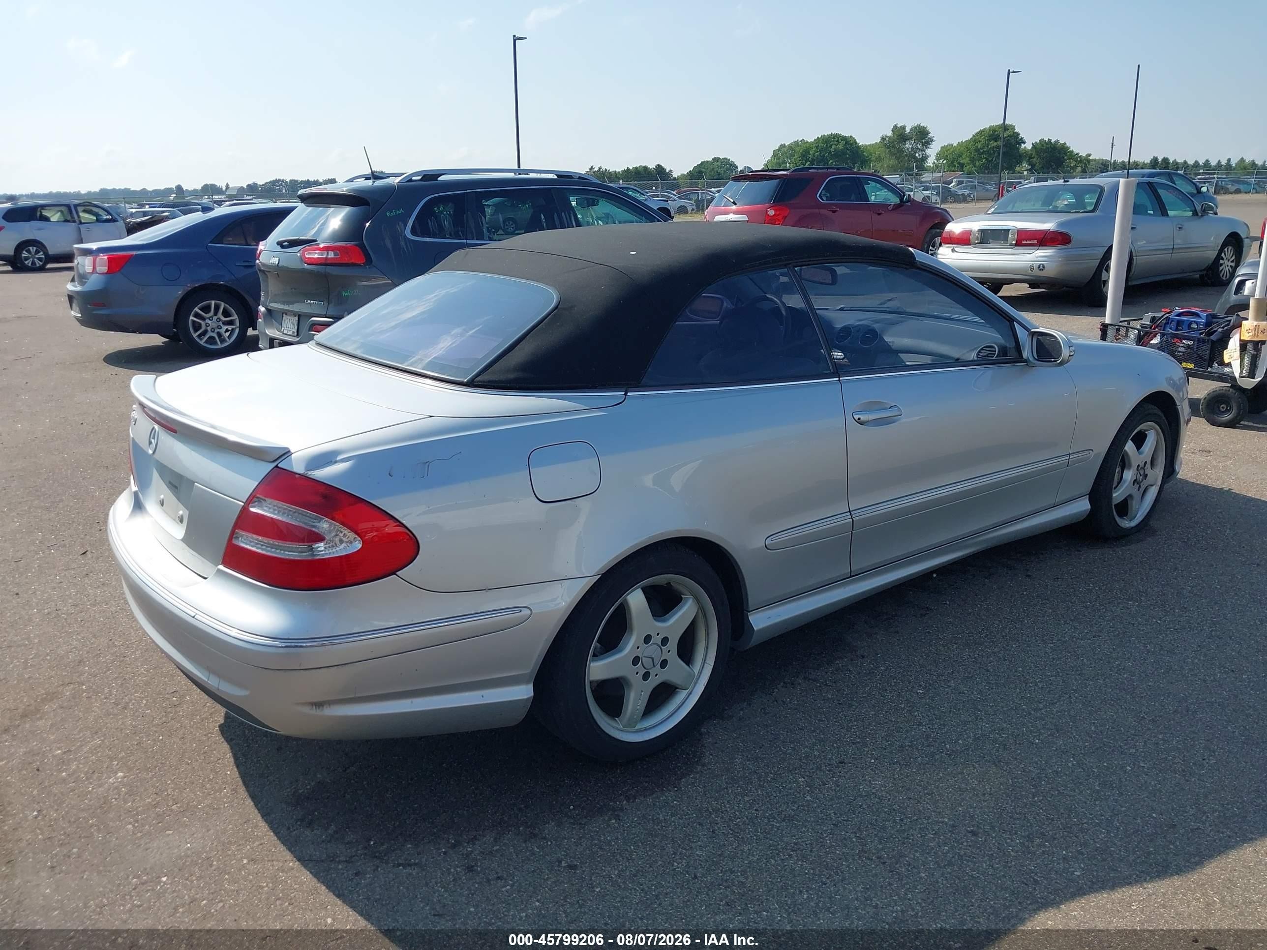 2004 Mercedes-benz Clk 500   Silver vin: WDBTK75G54T018356