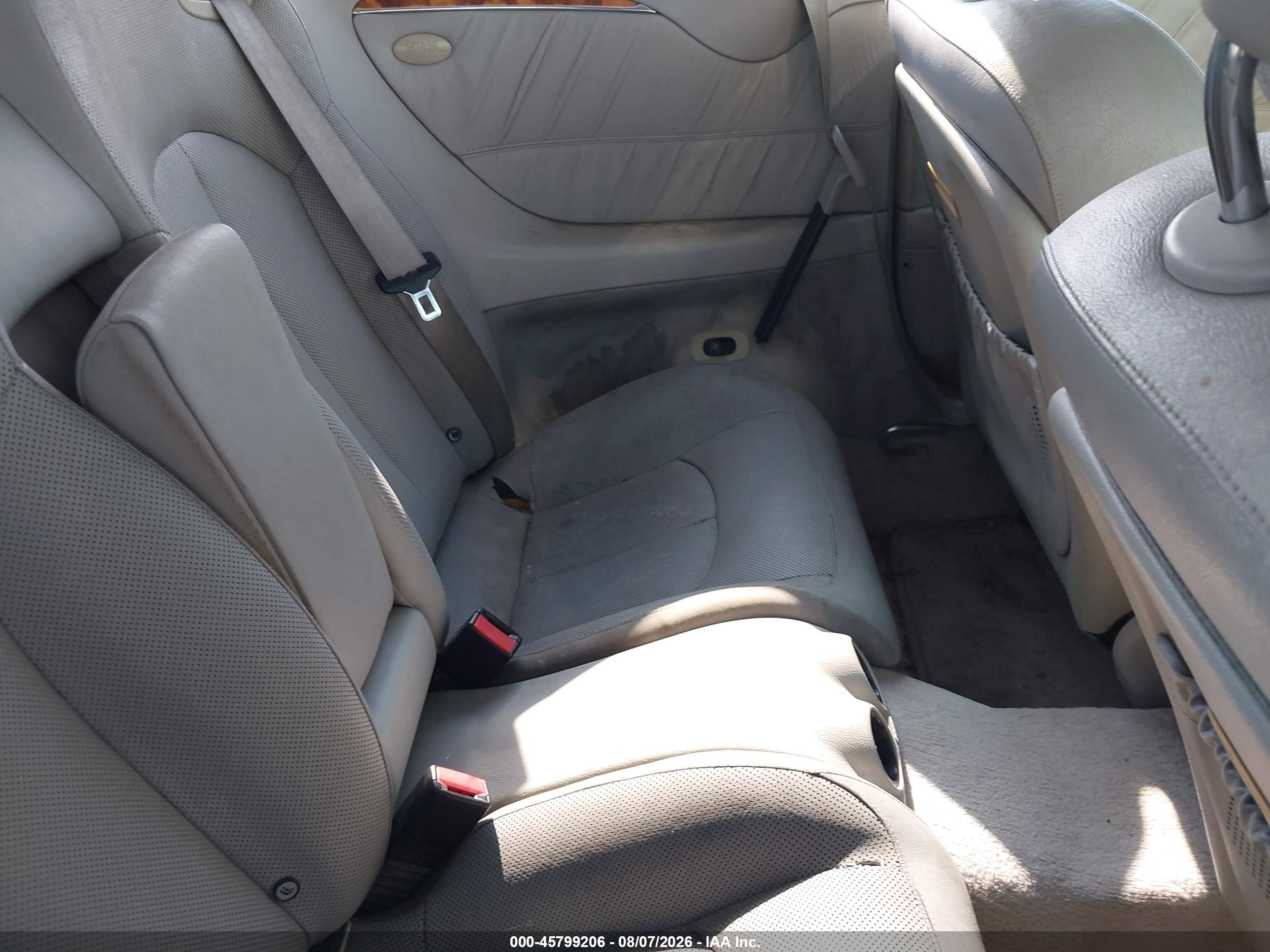 2004 Mercedes-benz Clk 500   Silver vin: WDBTK75G54T018356
