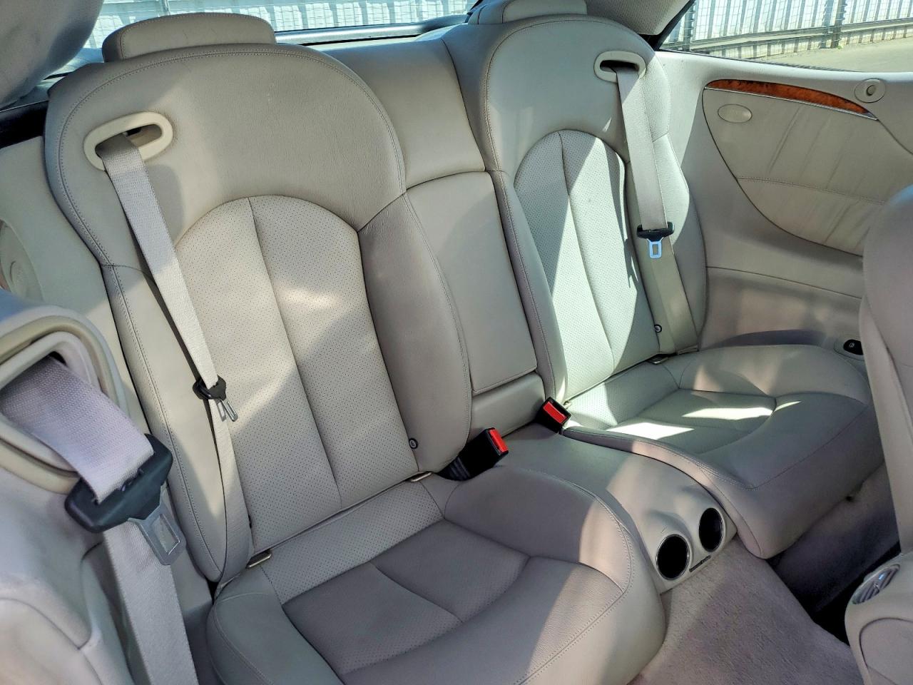 2005 Mercedes-benz Clk 500 Silver vin: WDBTK75G55T042609