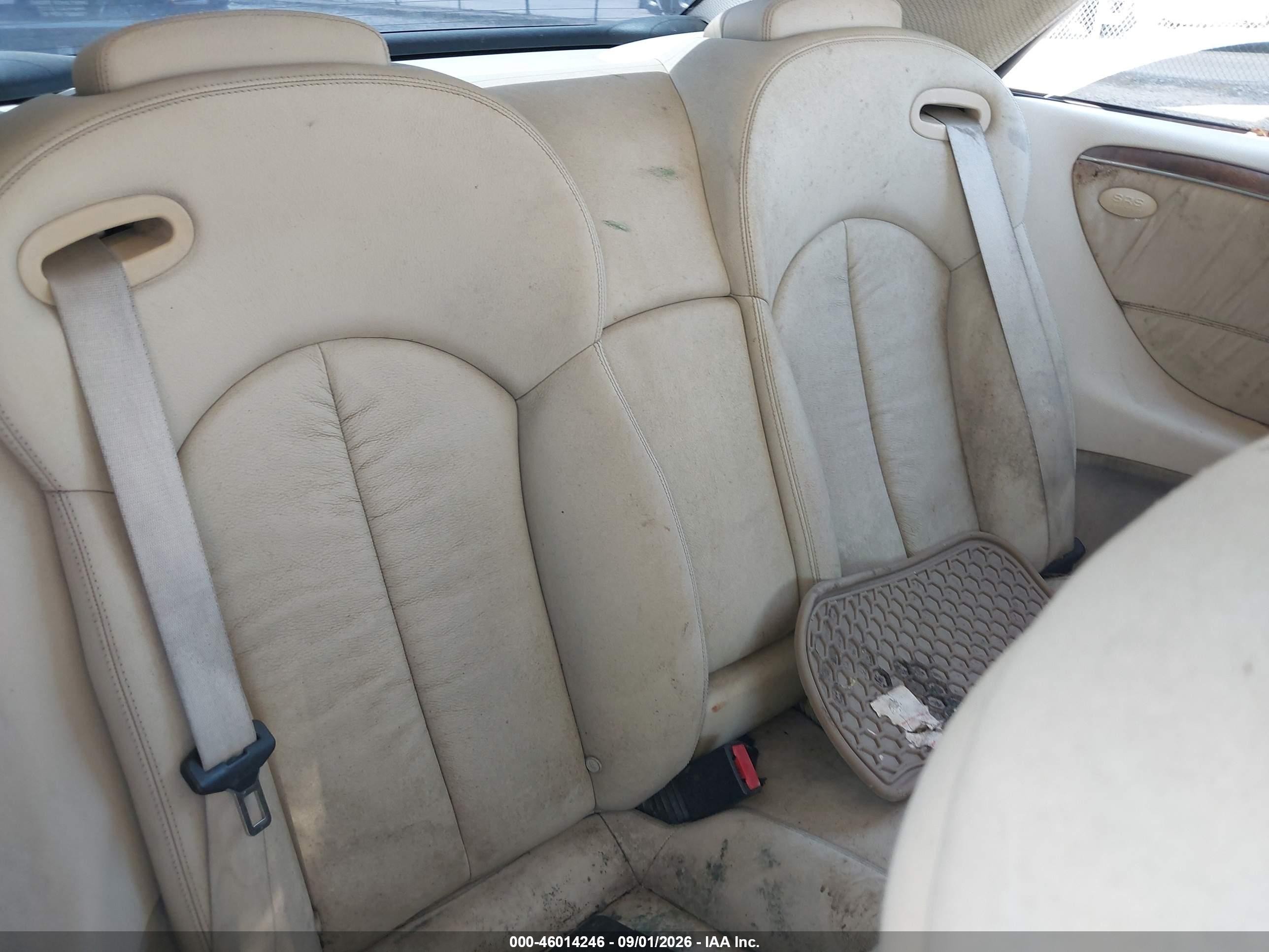 2006 Mercedes-benz Clk 500   White vin: WDBTK75G76T058487
