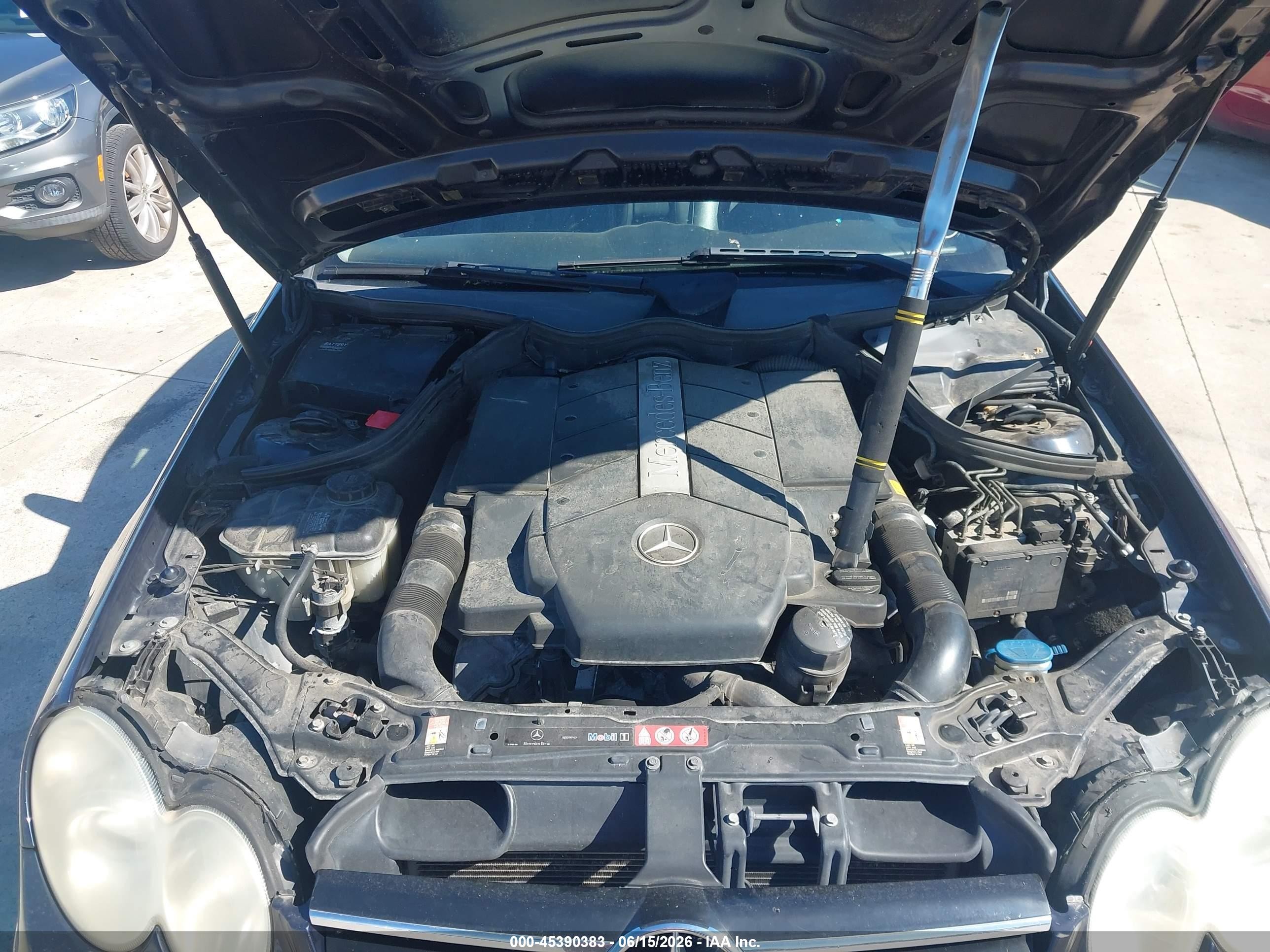 2006 Mercedes-benz Clk 500   Blue vin: WDBTK75G76T059848