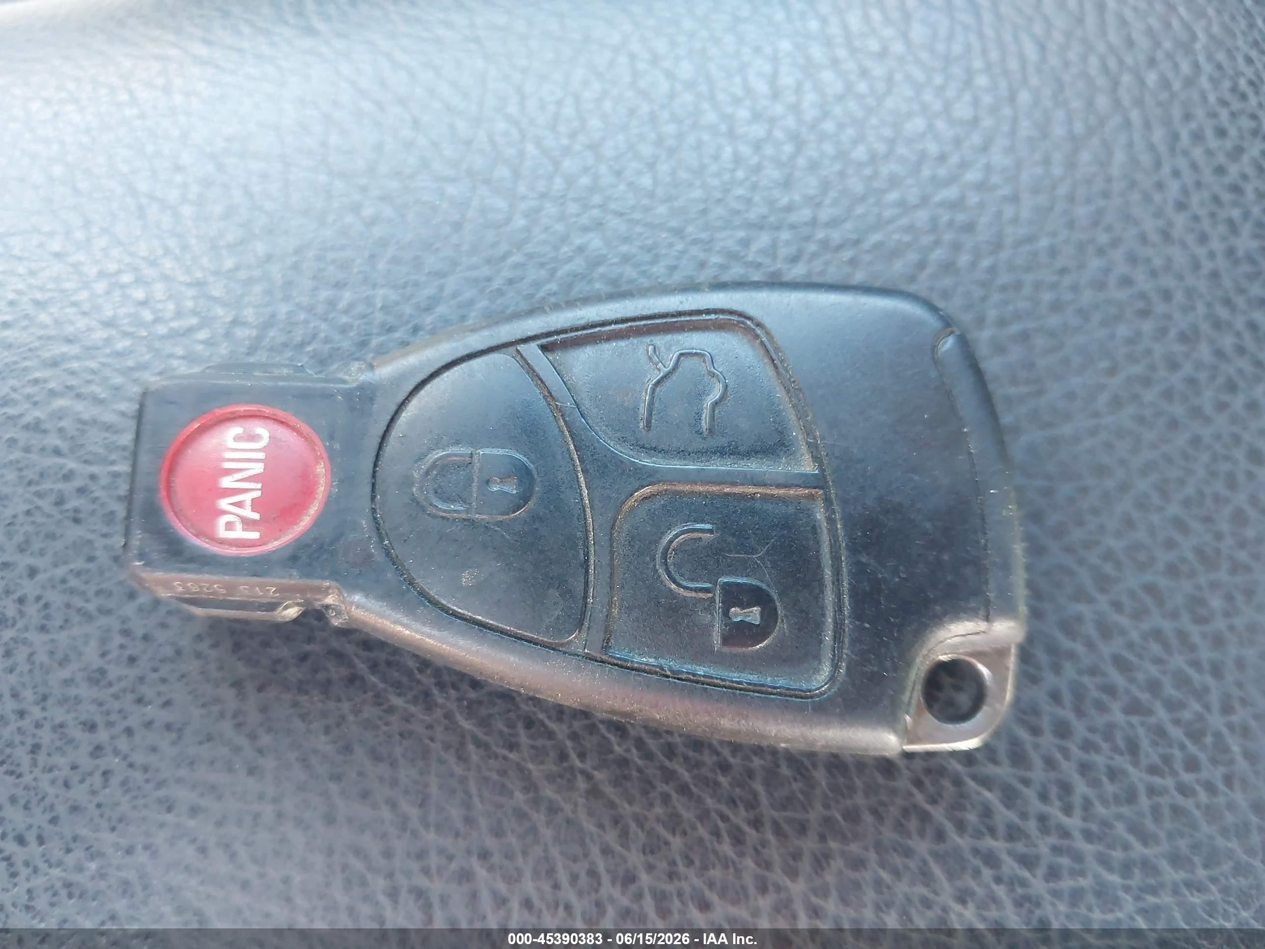 2006 Mercedes-benz Clk 500   Blue vin: WDBTK75G76T059848