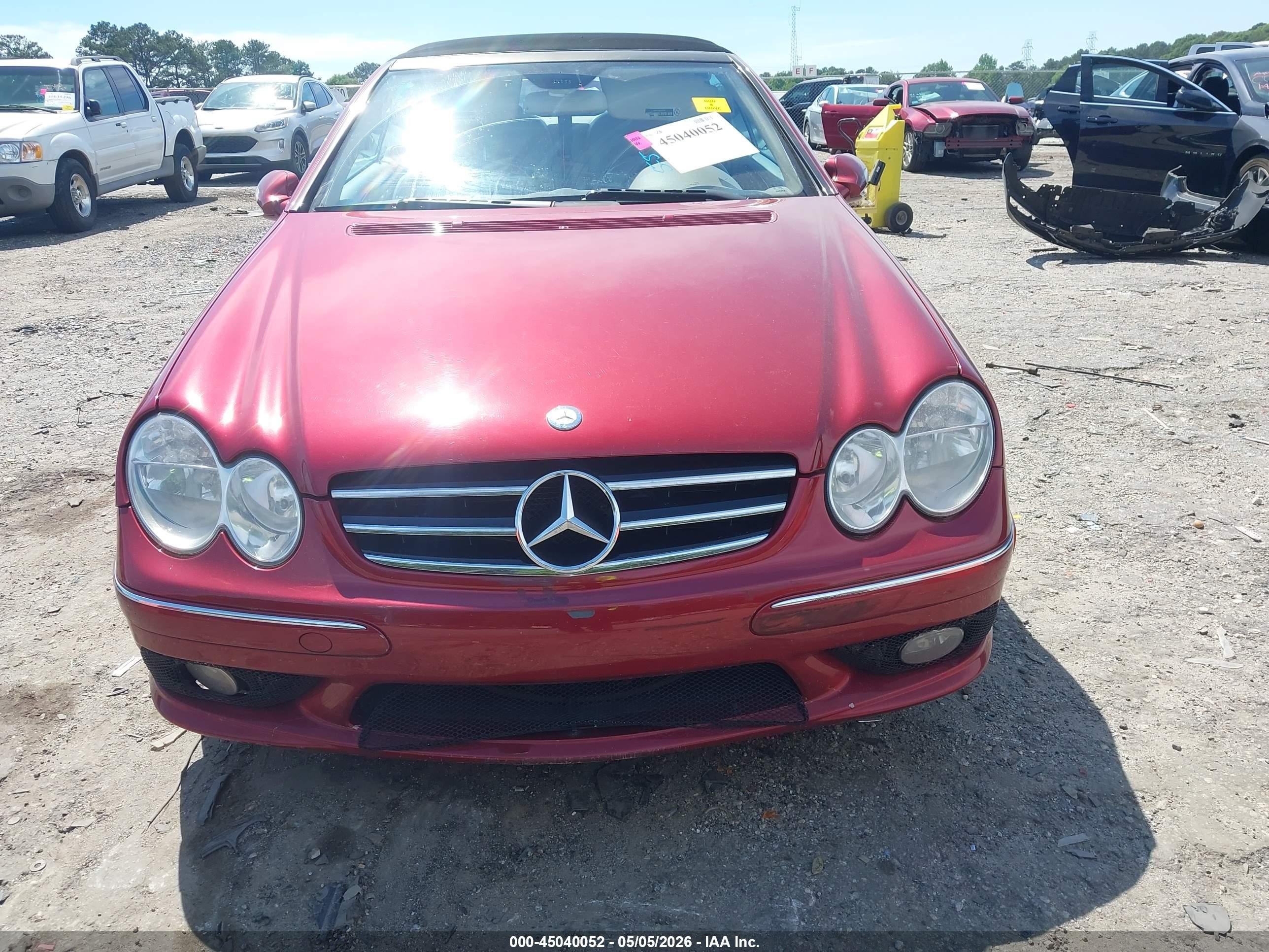 2005 Mercedes-benz Clk 500   Red vin: WDBTK75G85T040174