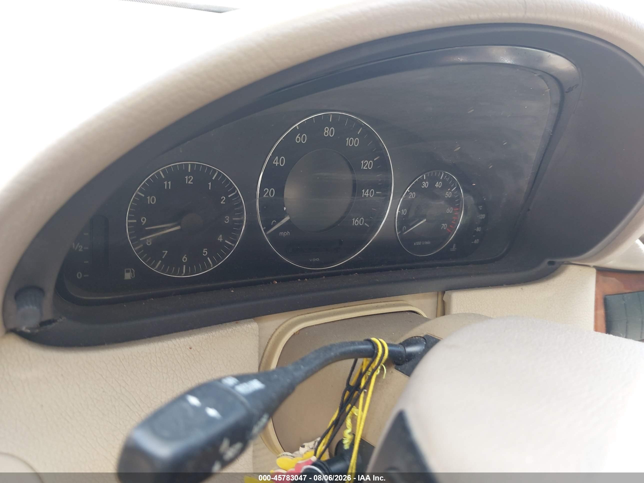 2005 Mercedes-benz Clk 500   Black vin: WDBTK75G85T044029