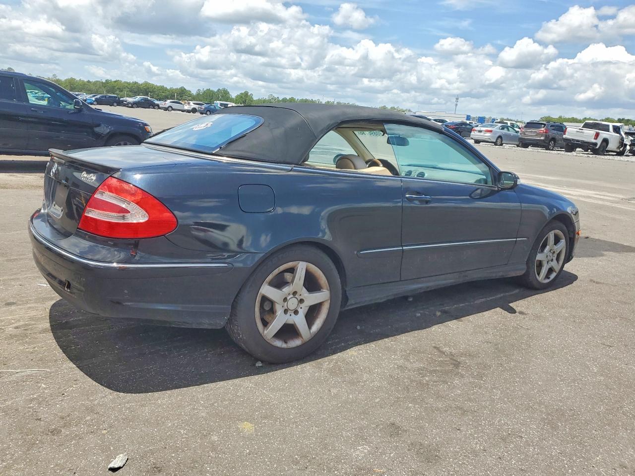 2005 Mercedes-benz Clk 500 Black vin: WDBTK75G85T052843