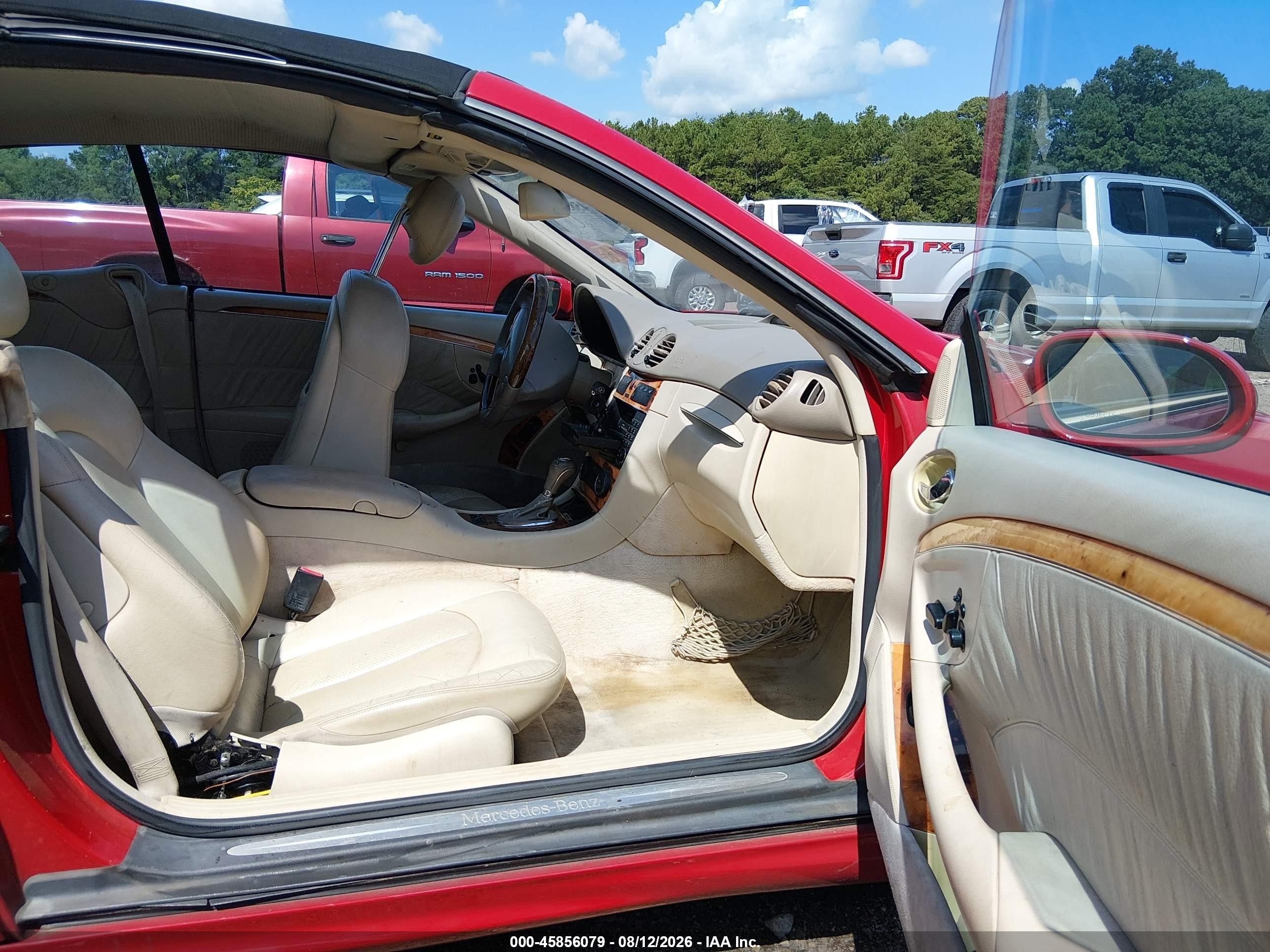 2005 Mercedes-benz Clk 500   Red vin: WDBTK75G95T052852