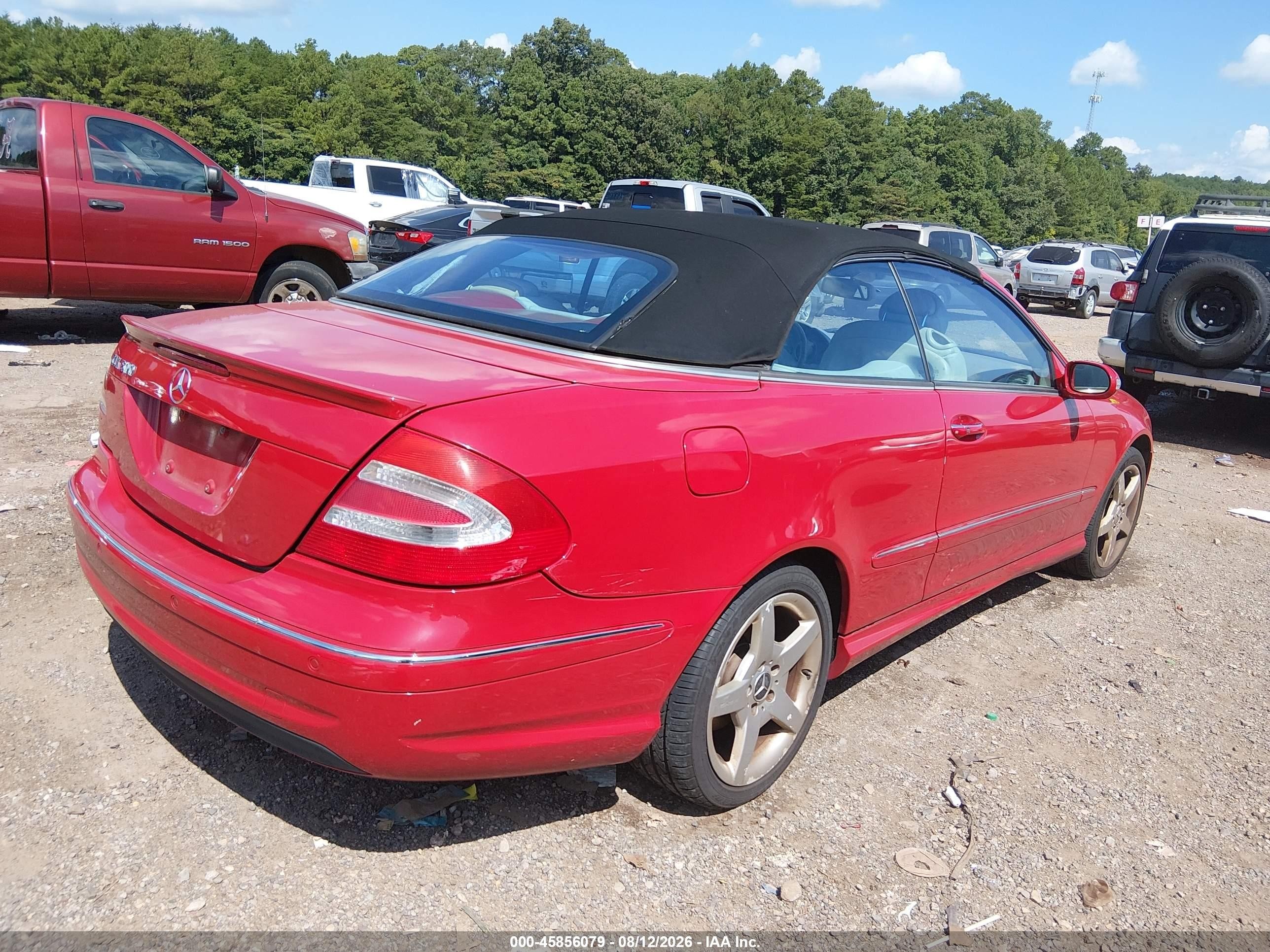 2005 Mercedes-benz Clk 500   Red vin: WDBTK75G95T052852