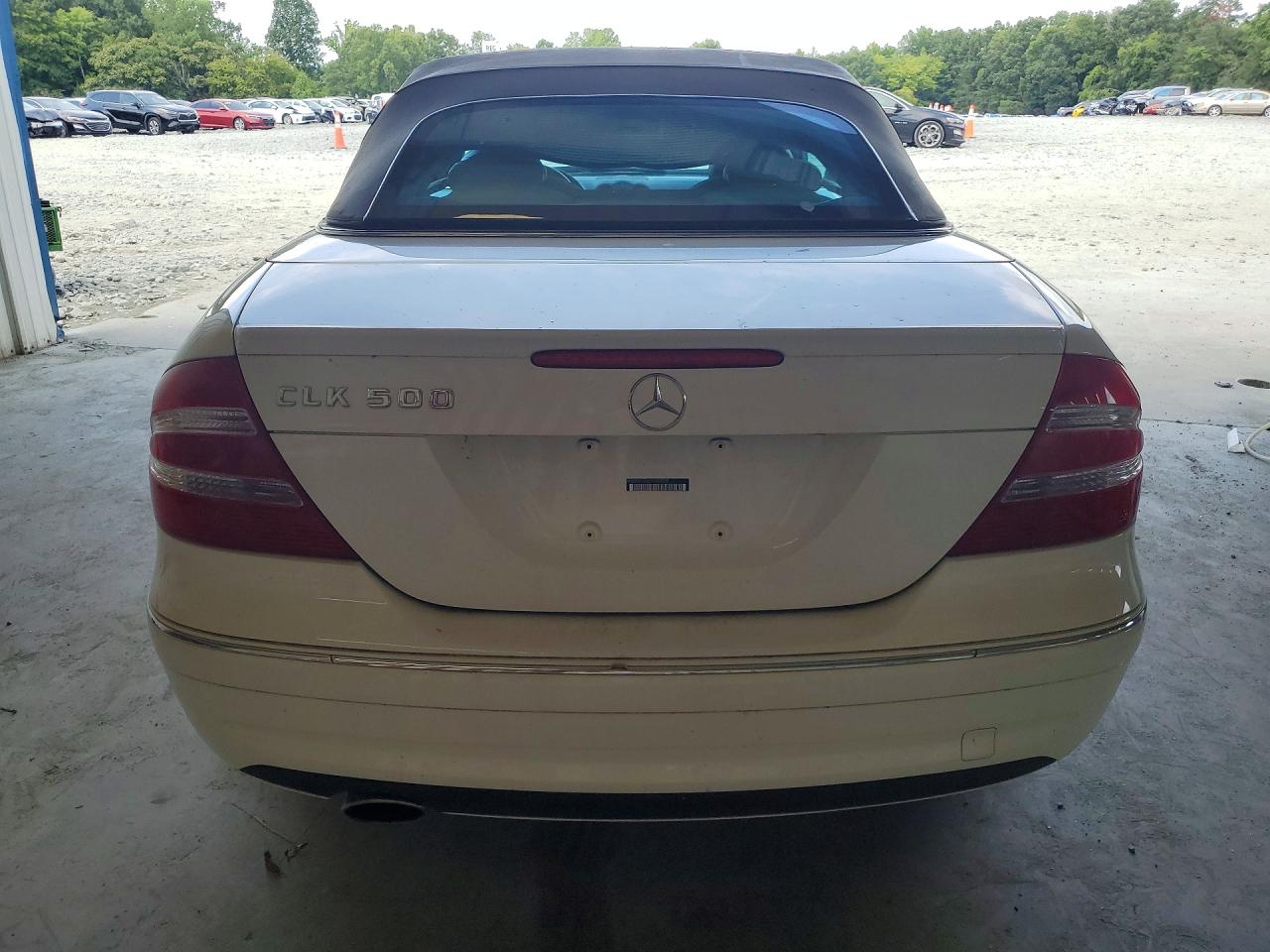 2005 Mercedes-benz Clk 500 White vin: WDBTK75GX5T035378