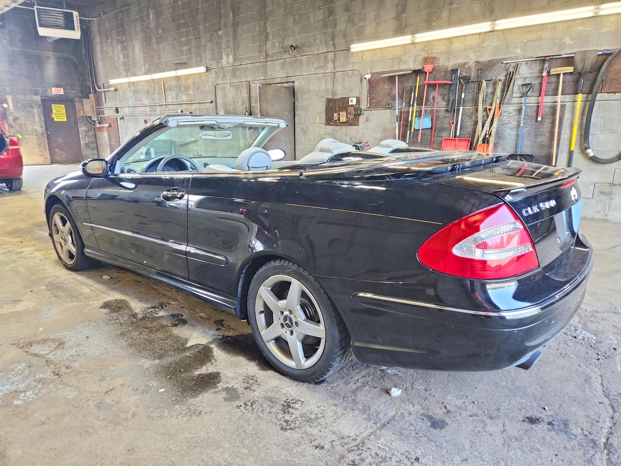 2005 Mercedes-benz Clk 500 Black vin: WDBTK75J75F146724