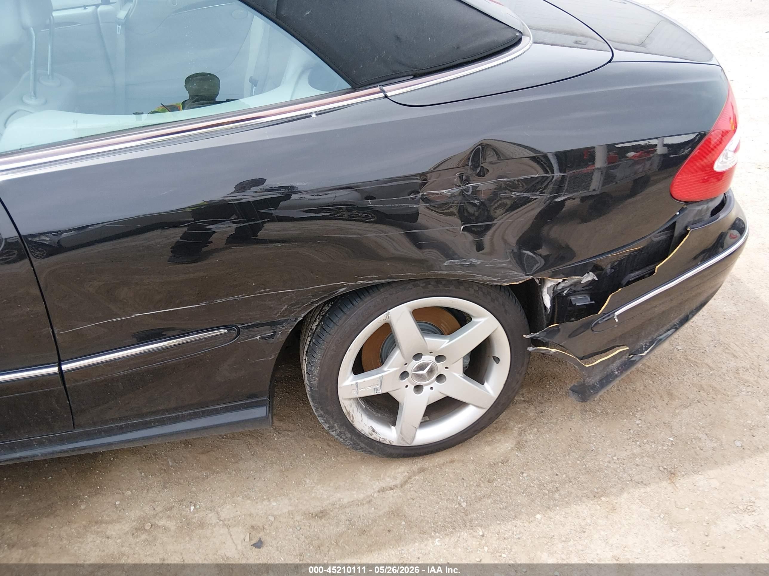 2005 Mercedes-benz Clk 500   Черный vin: WDBTK75JX5F128329