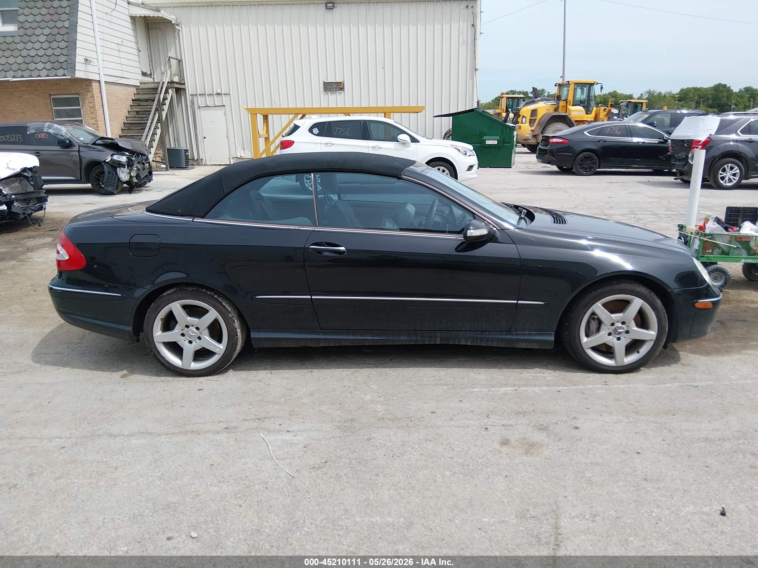 2005 Mercedes-benz Clk 500   Черный vin: WDBTK75JX5F128329