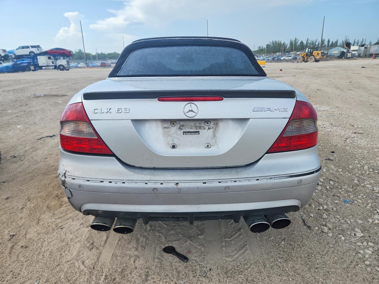 2007 Mercedes-benz Clk 63 Amg Silver vin: WDBTK77G17T076904