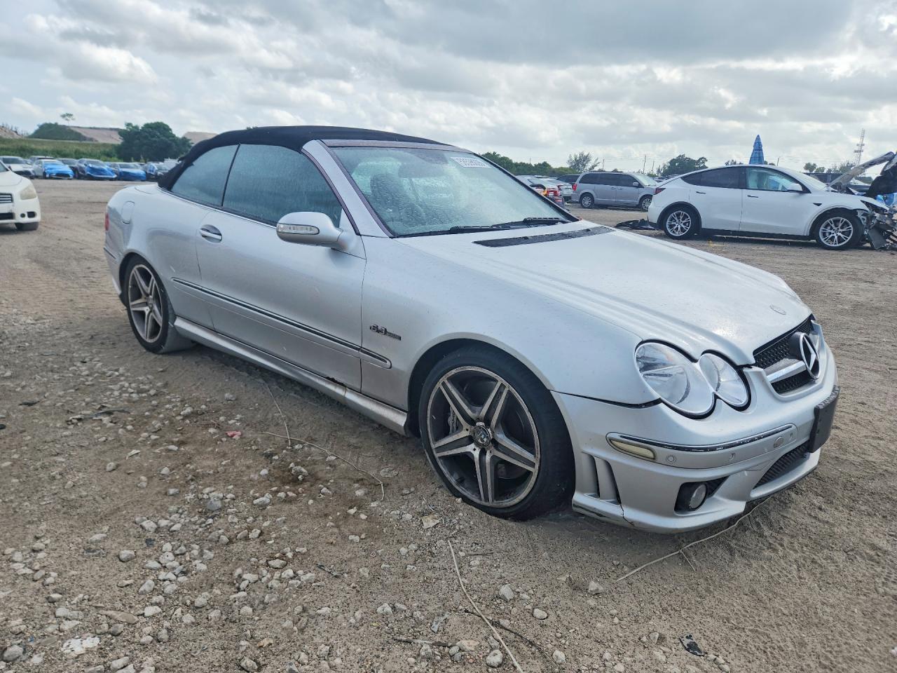 2007 Mercedes-benz Clk 63 Amg Silver vin: WDBTK77G17T076904