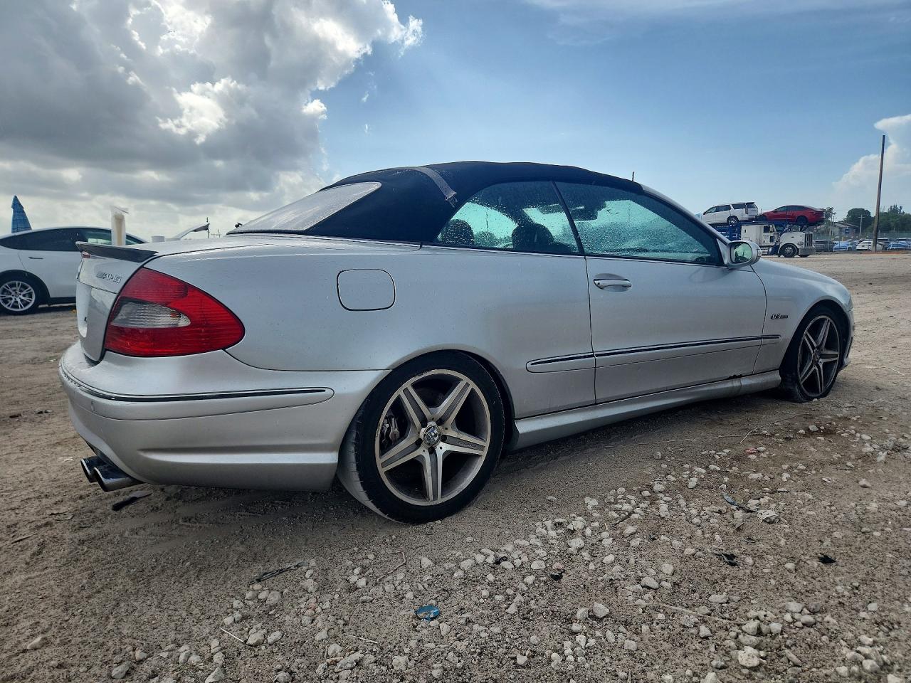 2007 Mercedes-benz Clk 63 Amg Silver vin: WDBTK77G17T076904