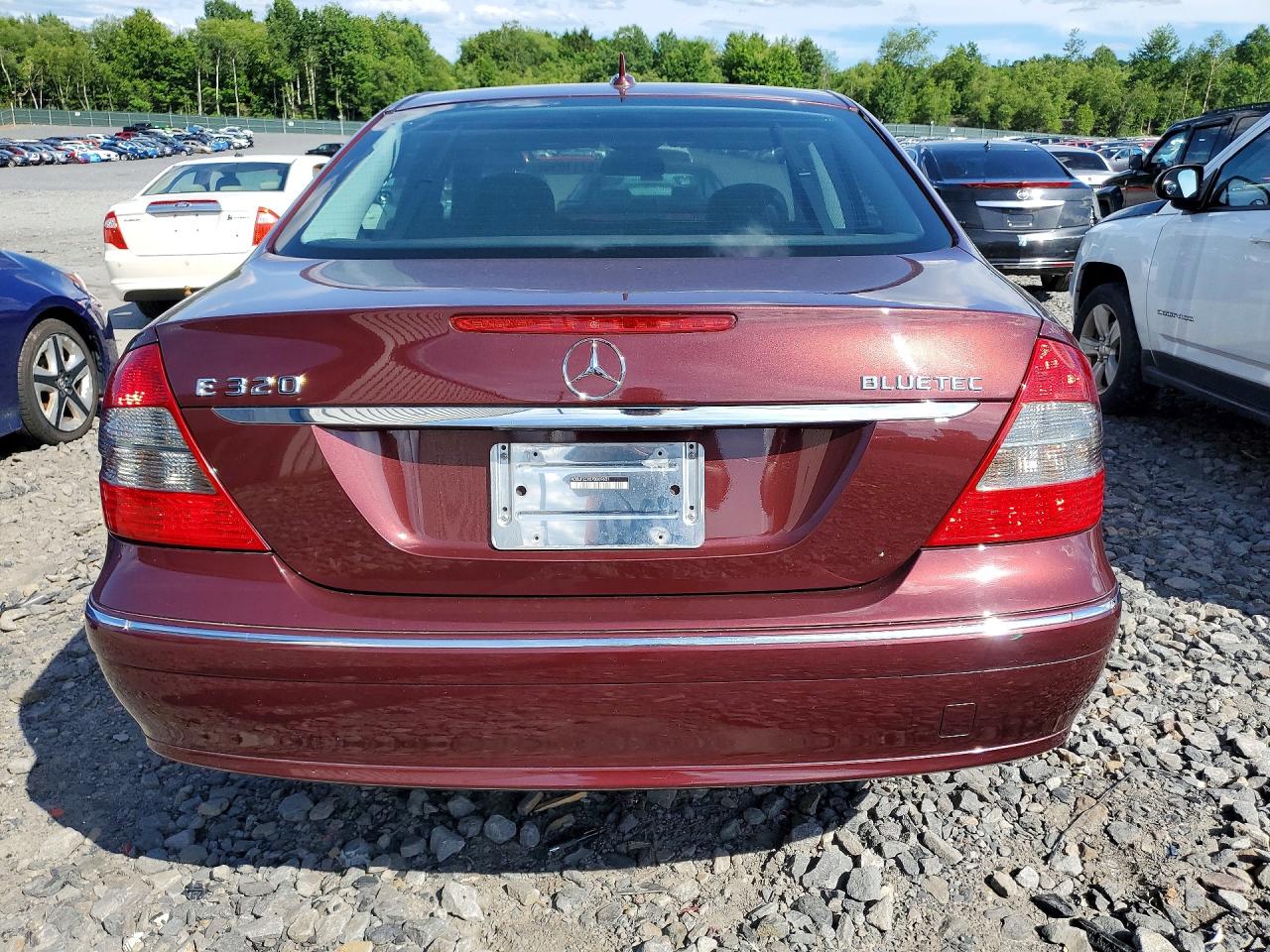 2007 Mercedes-benz E 320 Cdi Maroon vin: WDBUF22X07B069631