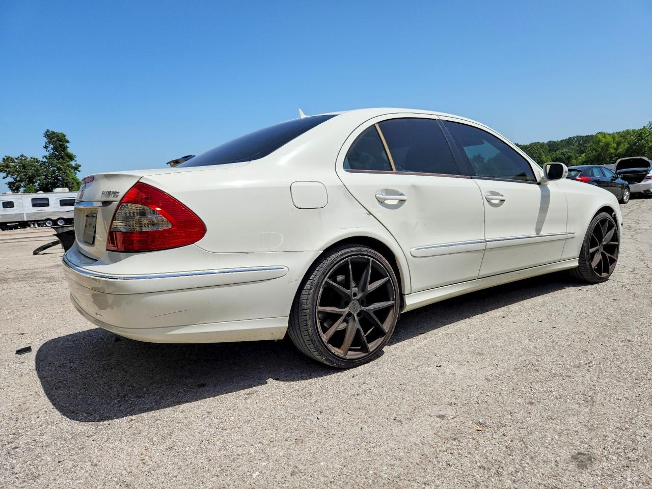 2008 Mercedes-benz E 320 Cdi White vin: WDBUF22X08B194887