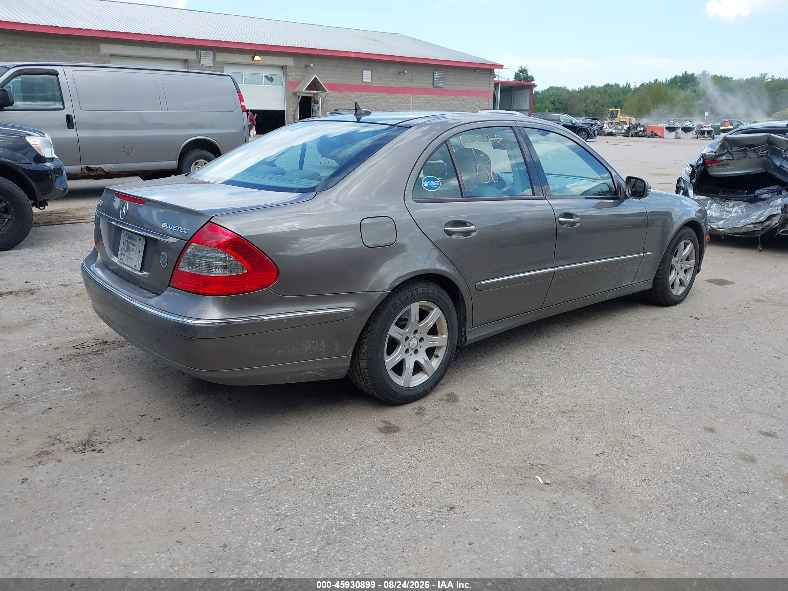2008 Mercedes-benz E 320 Bluetec   Gray vin: WDBUF22X08B221277