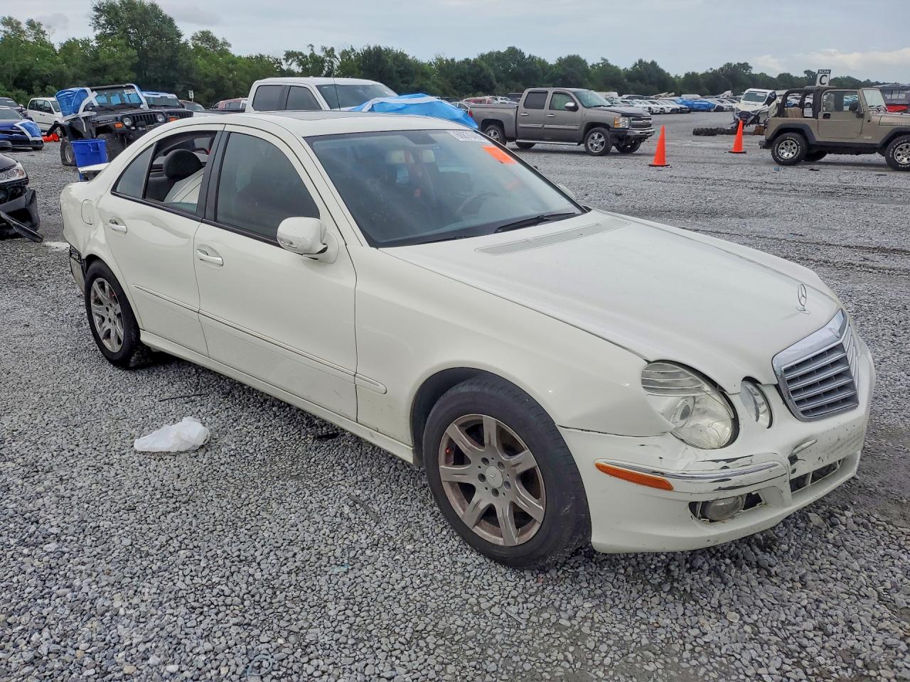 2008 Mercedes-benz E 320 Cdi White vin: WDBUF22X08B270110