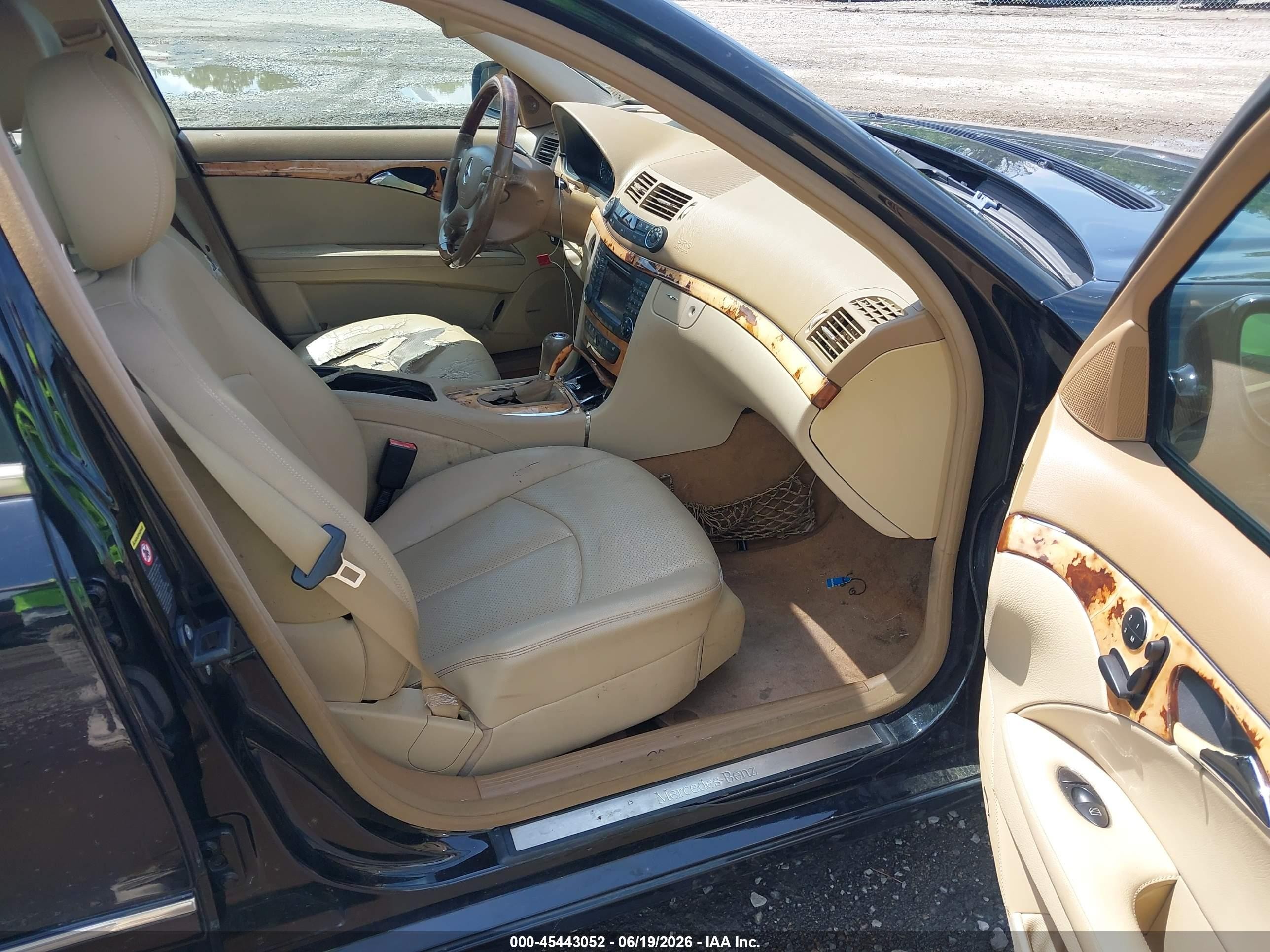 2007 Mercedes-benz E 320 Bluetec   Black vin: WDBUF22X27B084275
