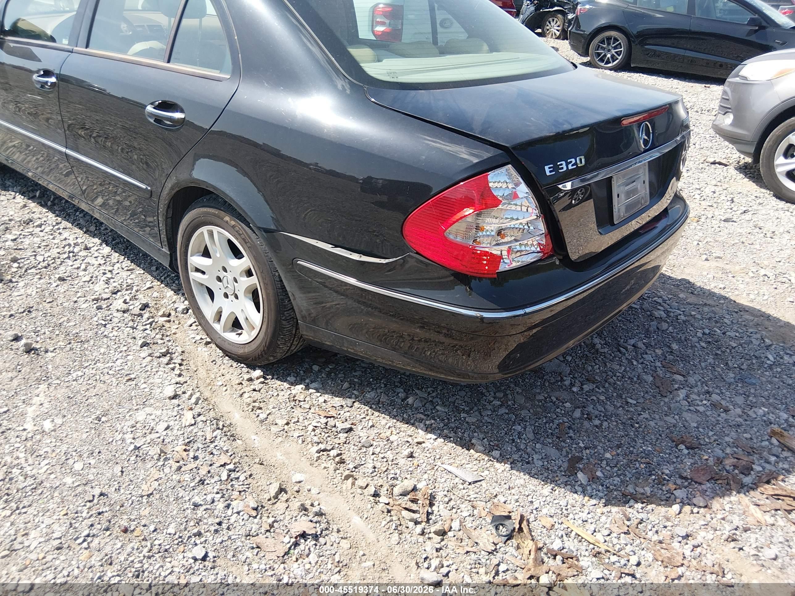 2007 Mercedes-benz E 320 Bluetec   Black vin: WDBUF22X37B046859