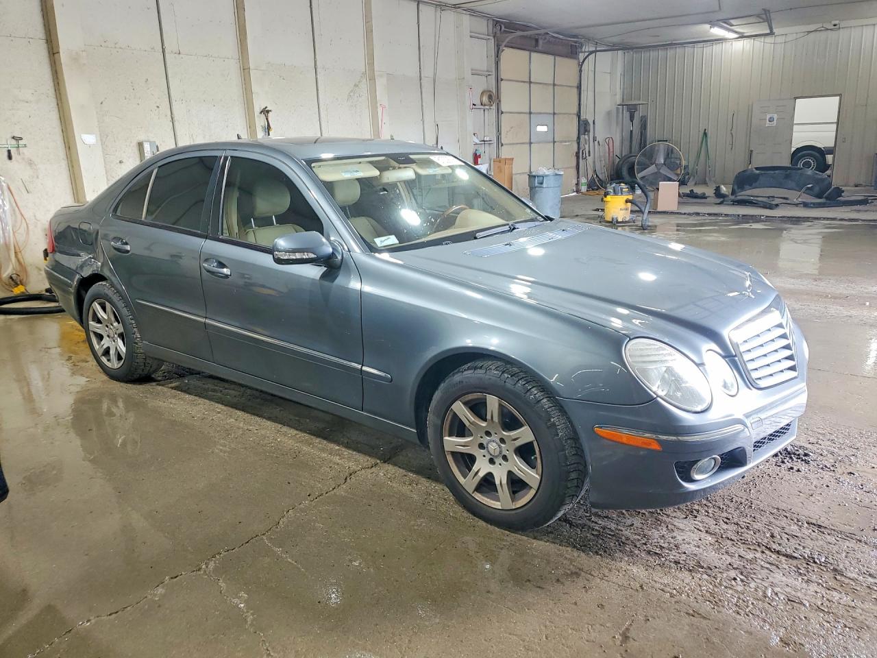 2009 Mercedes-benz E 320 Cdi Gray vin: WDBUF22X69B378295