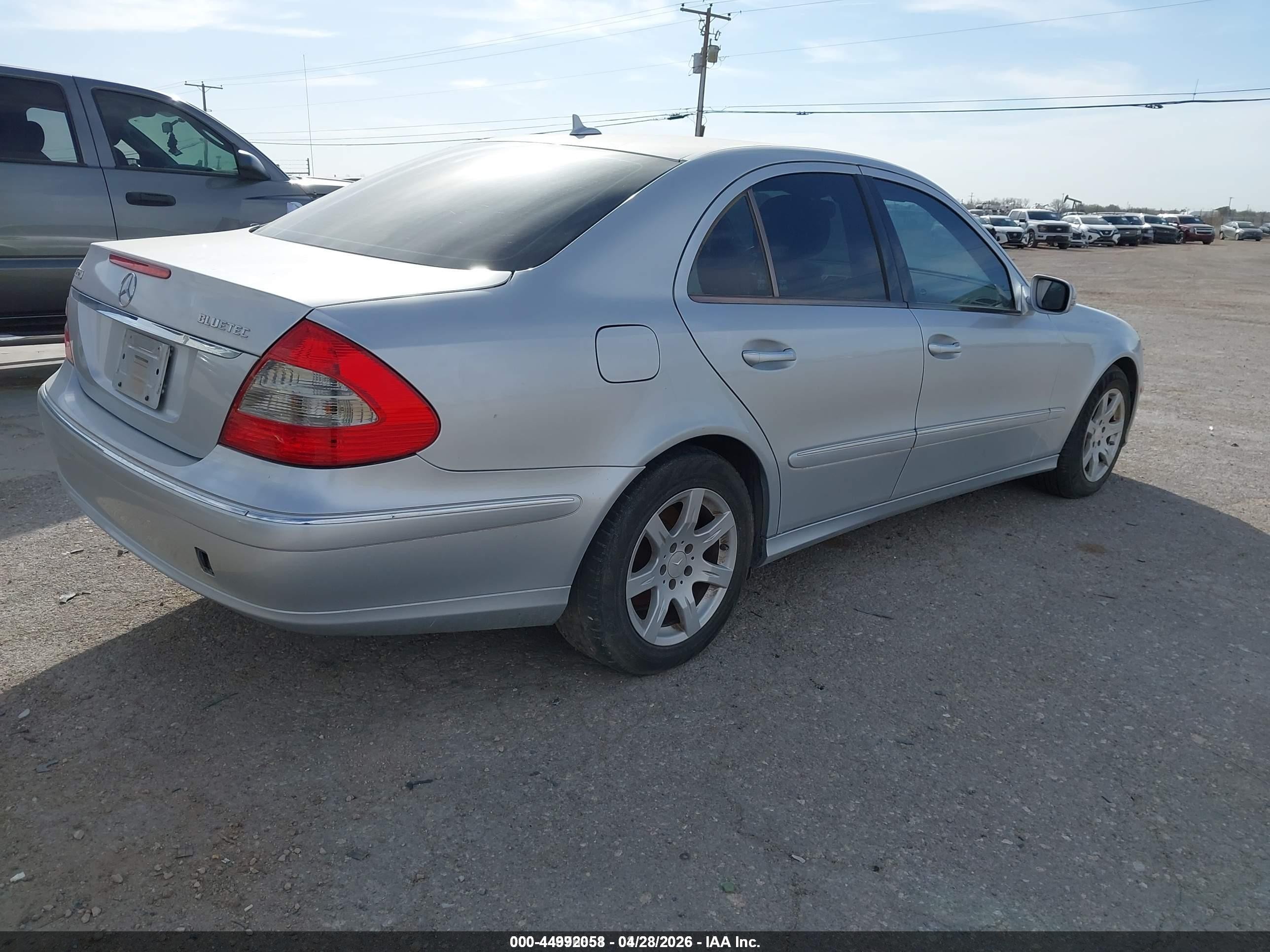 2008 Mercedes-benz E 320 Bluetec   Silver vin: WDBUF22X78B328844