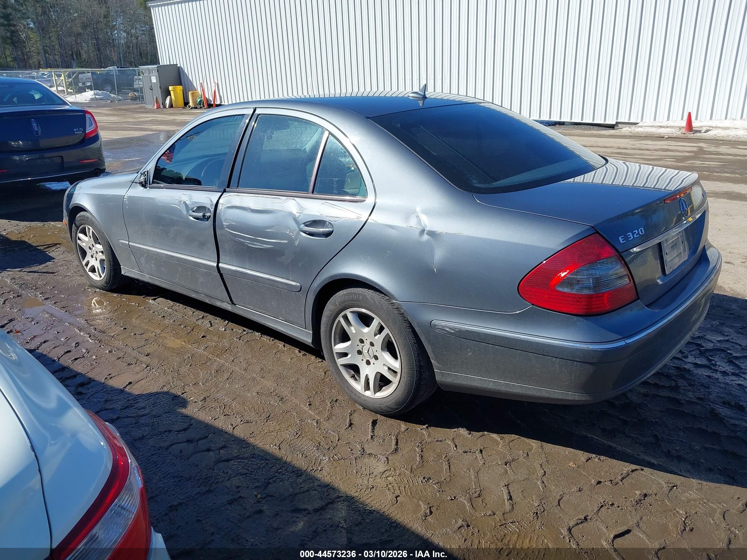 2007 Mercedes-benz E 320 Bluetec   Gray vin: WDBUF22X87B045903