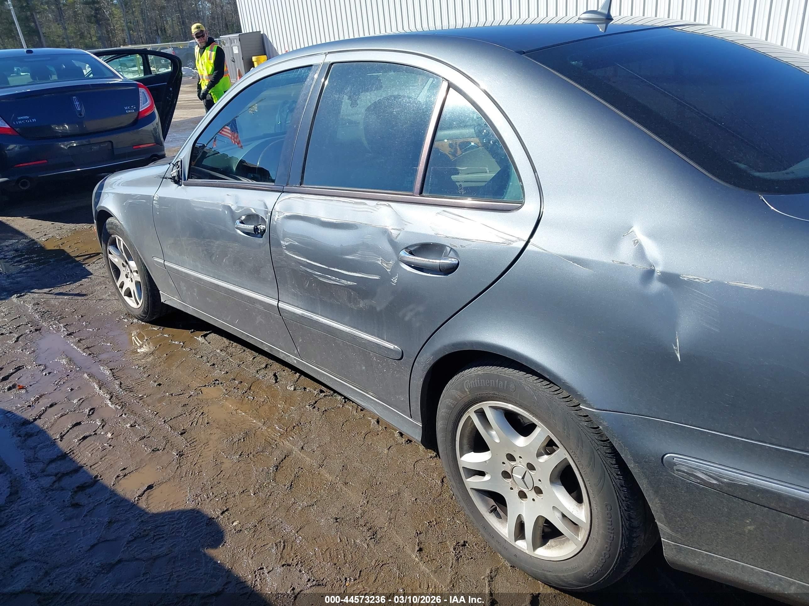 2007 Mercedes-benz E 320 Bluetec   Gray vin: WDBUF22X87B045903