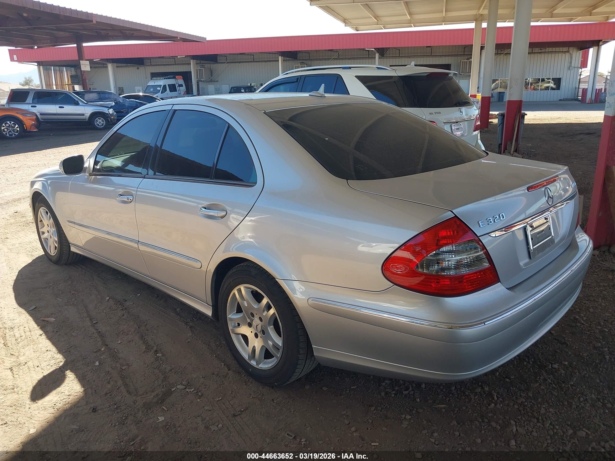 2007 Mercedes-benz E 320 Bluetec   Серебряный vin: WDBUF22X87B087147