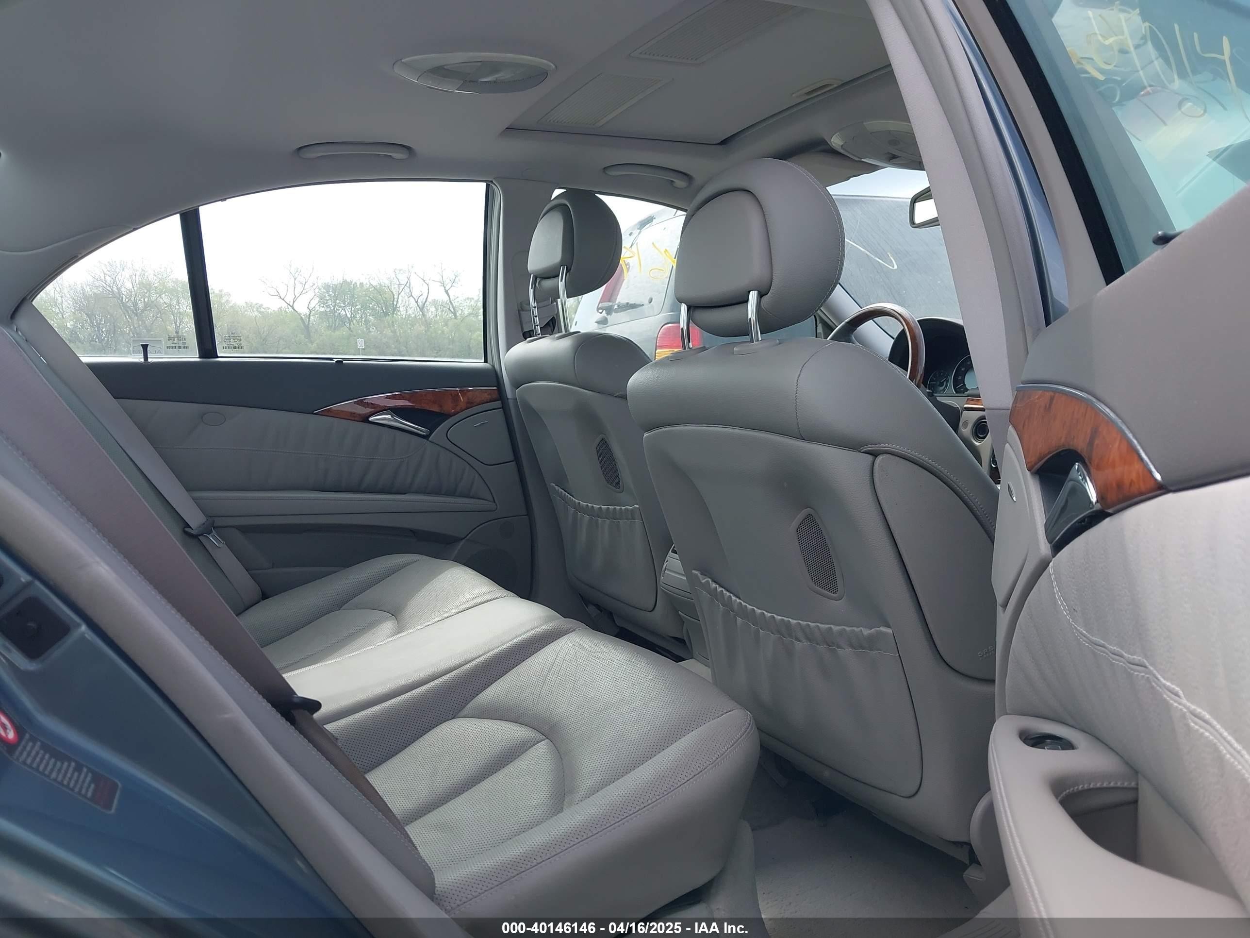 2005 Mercedes-benz E 320 Cdi   Light Blue vin: WDBUF26J75A556690