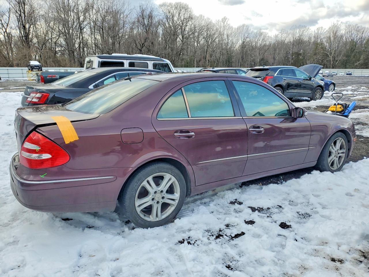 2006 Mercedes-benz E 350 Бордовый vin: WDBUF56J16A973886