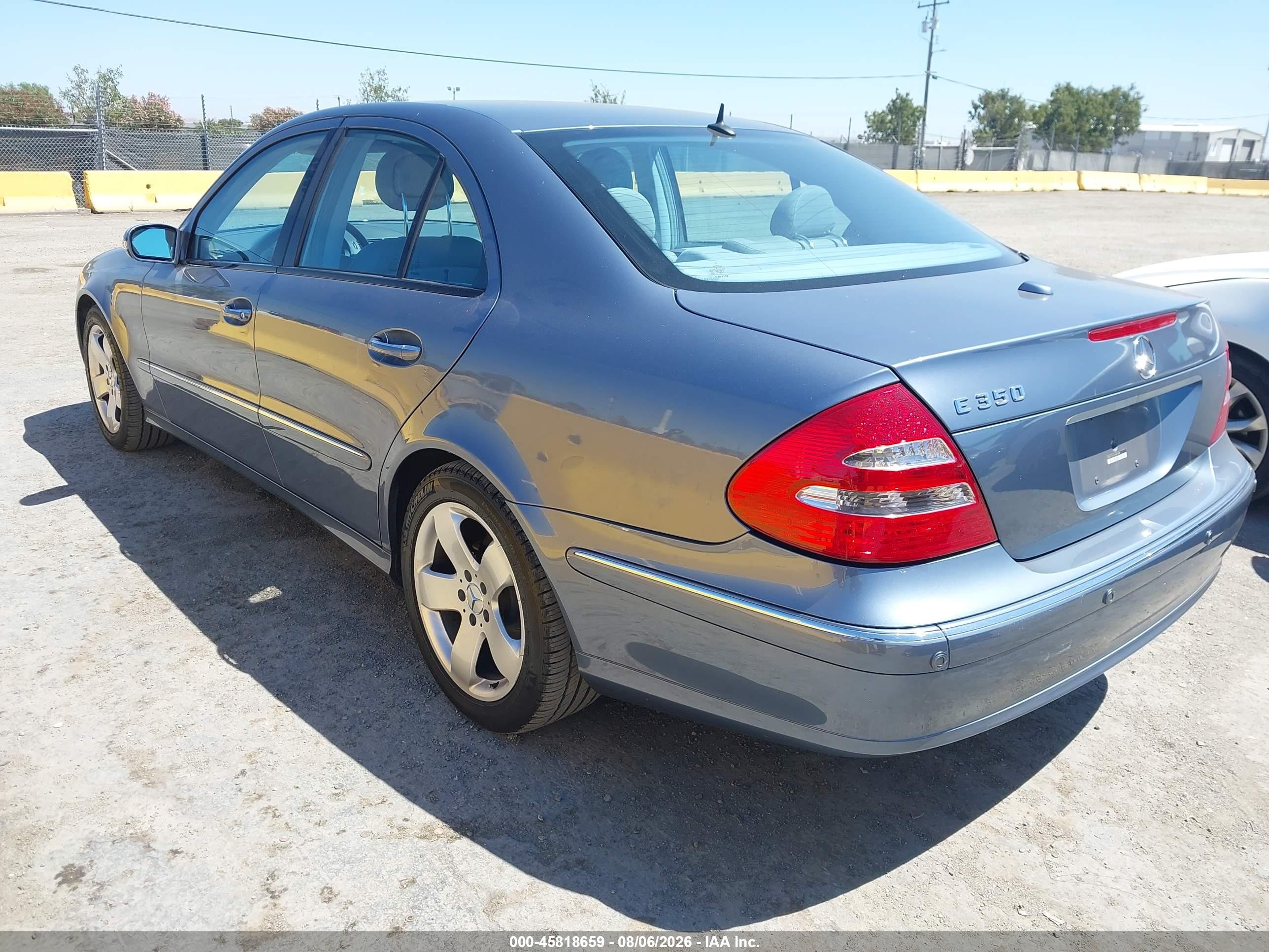 2006 Mercedes-benz E 350 Blue vin: WDBUF56J26A801804