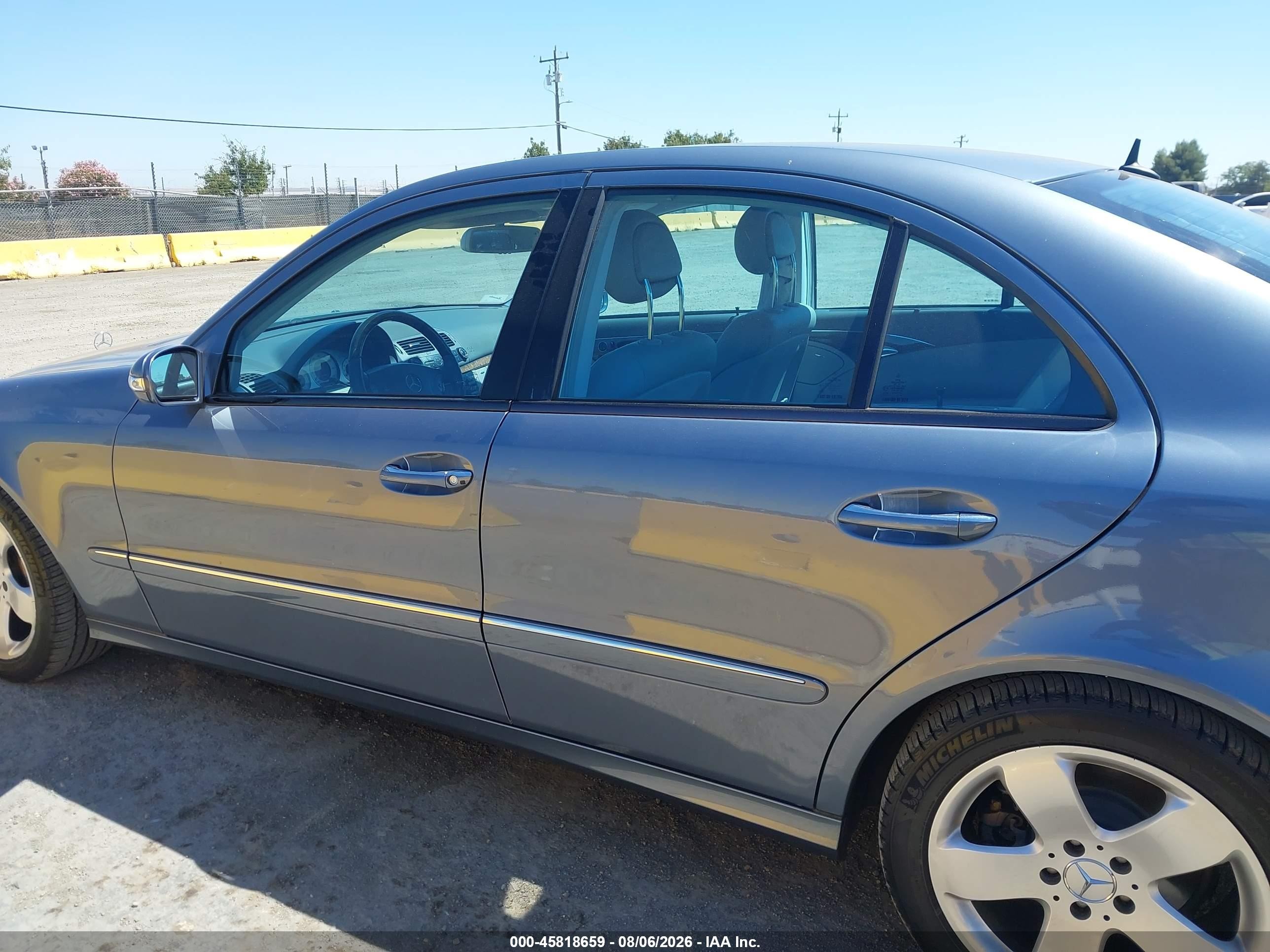 2006 Mercedes-benz E 350 Blue vin: WDBUF56J26A801804