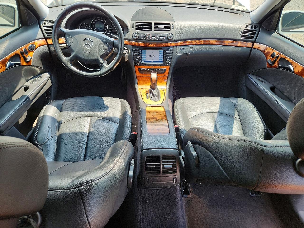 2006 Mercedes-benz E 350 White vin: WDBUF56J56A858563