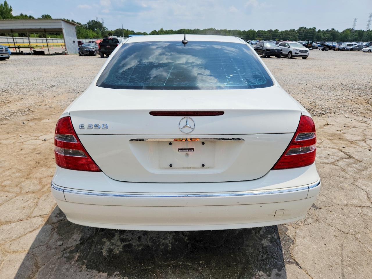 2006 Mercedes-benz E 350 White vin: WDBUF56J56A858563