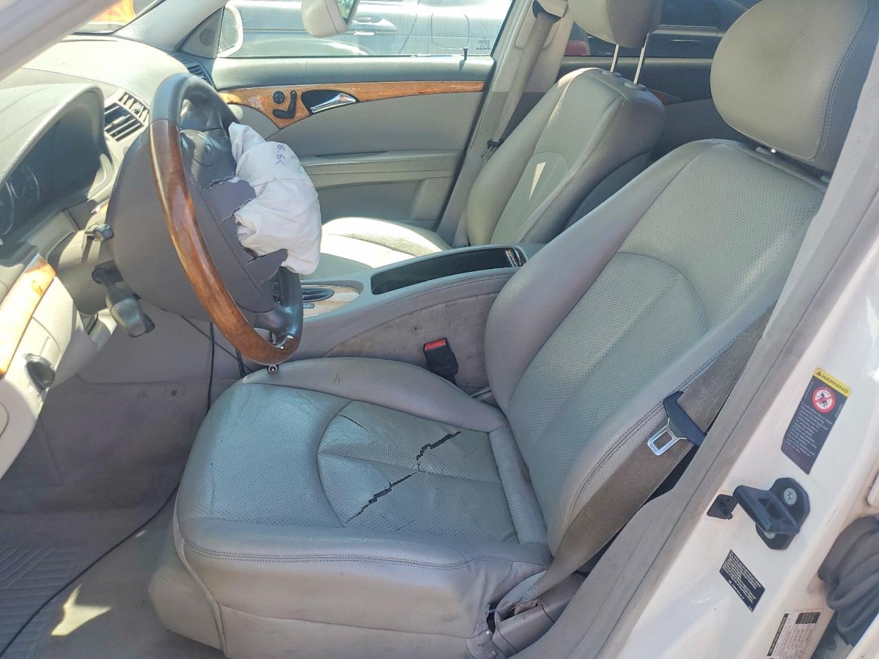 2006 Mercedes-benz E350 White vin: WDBUF56J56A892082