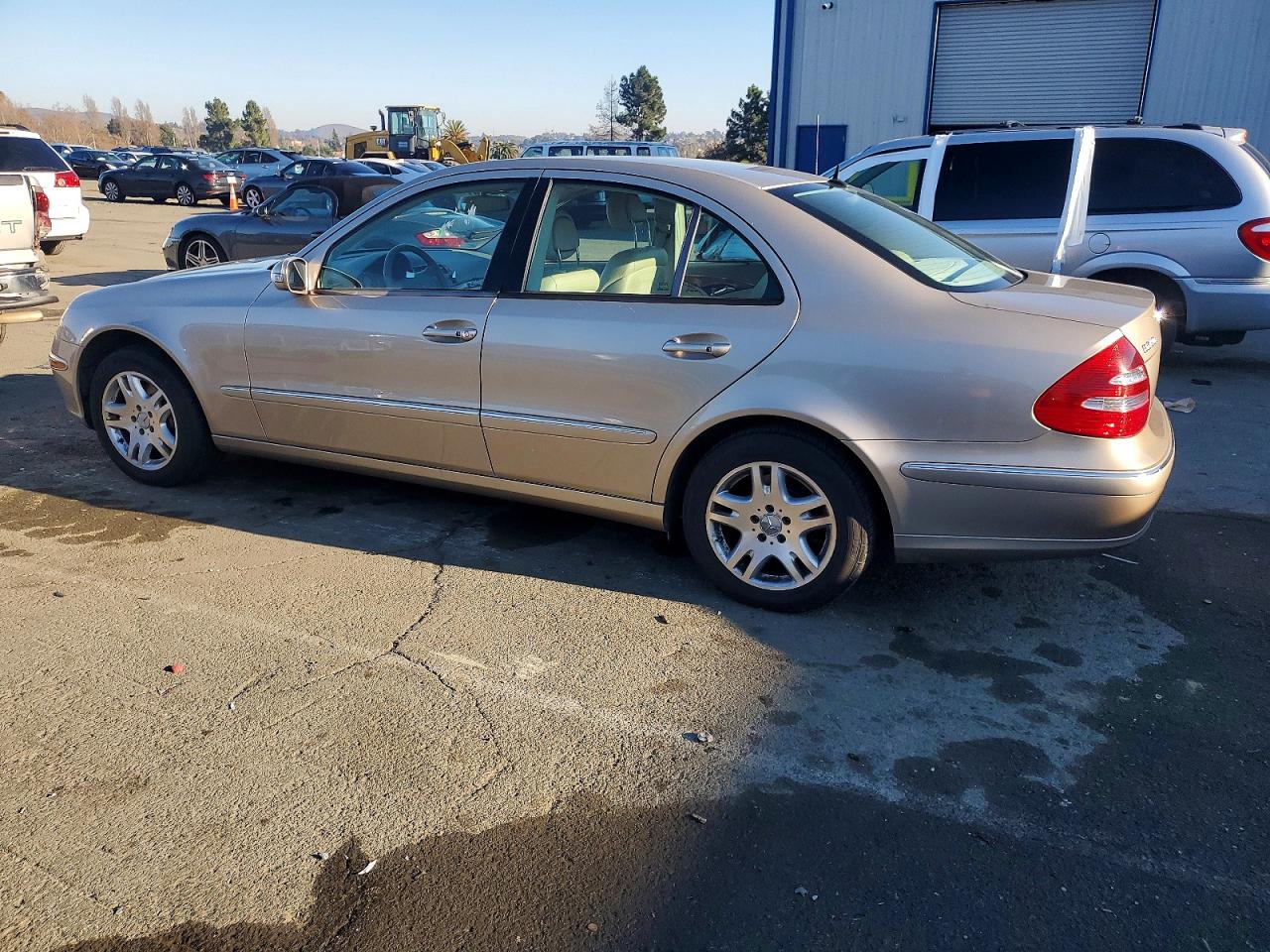 2006 Mercedes-benz E 350 Gold vin: WDBUF56J66A759461