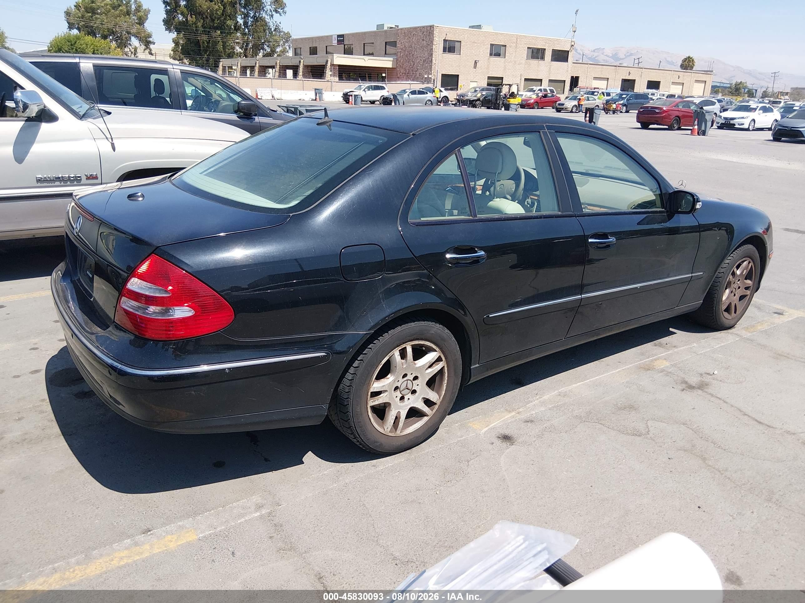 2006 Mercedes-benz E 350   Black vin: WDBUF56J66A808027