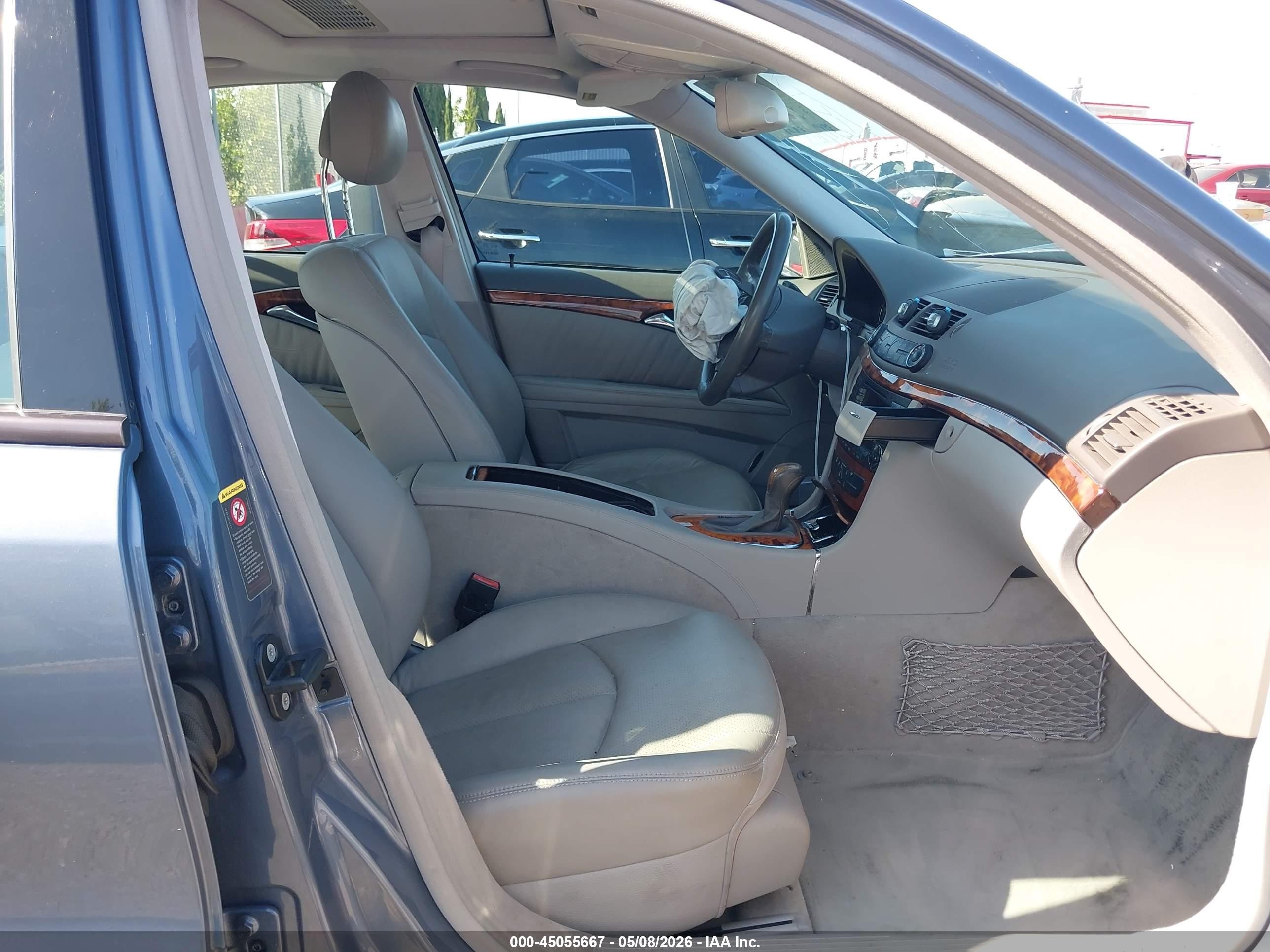 2006 Mercedes-benz E-class 3.5l Серый vin: WDBUF56J76A737128