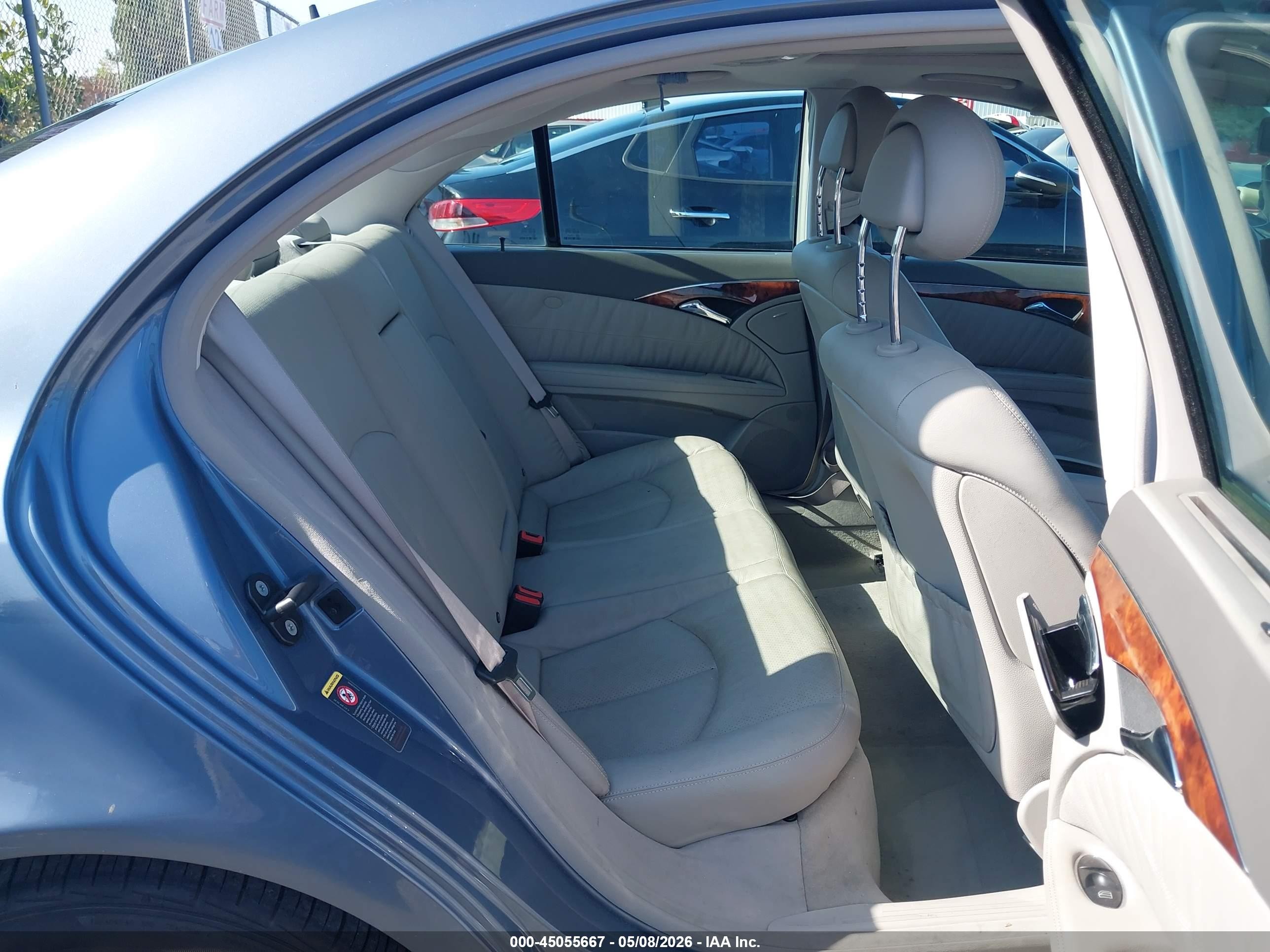 2006 Mercedes-benz E-class 3.5l Серый vin: WDBUF56J76A737128