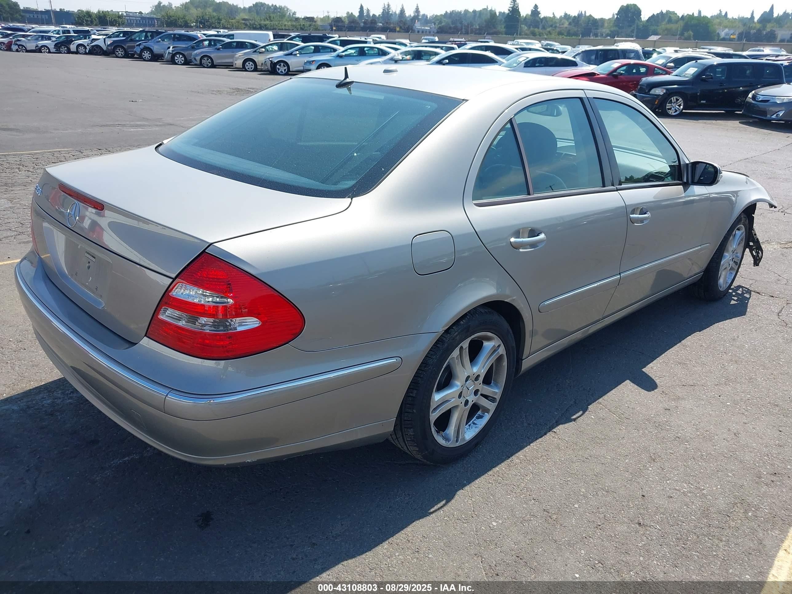 2006 Mercedes-benz E 350   Серебряный vin: WDBUF56J76A930329