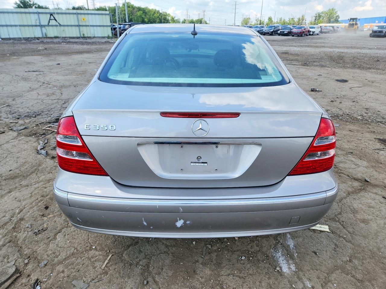 2006 Mercedes-benz E 350 Silver vin: WDBUF56J86A819093