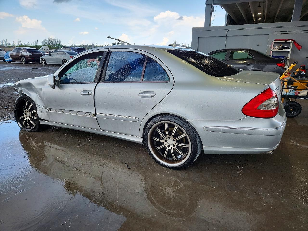 2007 Mercedes-benz E 350 Серебряный vin: WDBUF56X07A989941