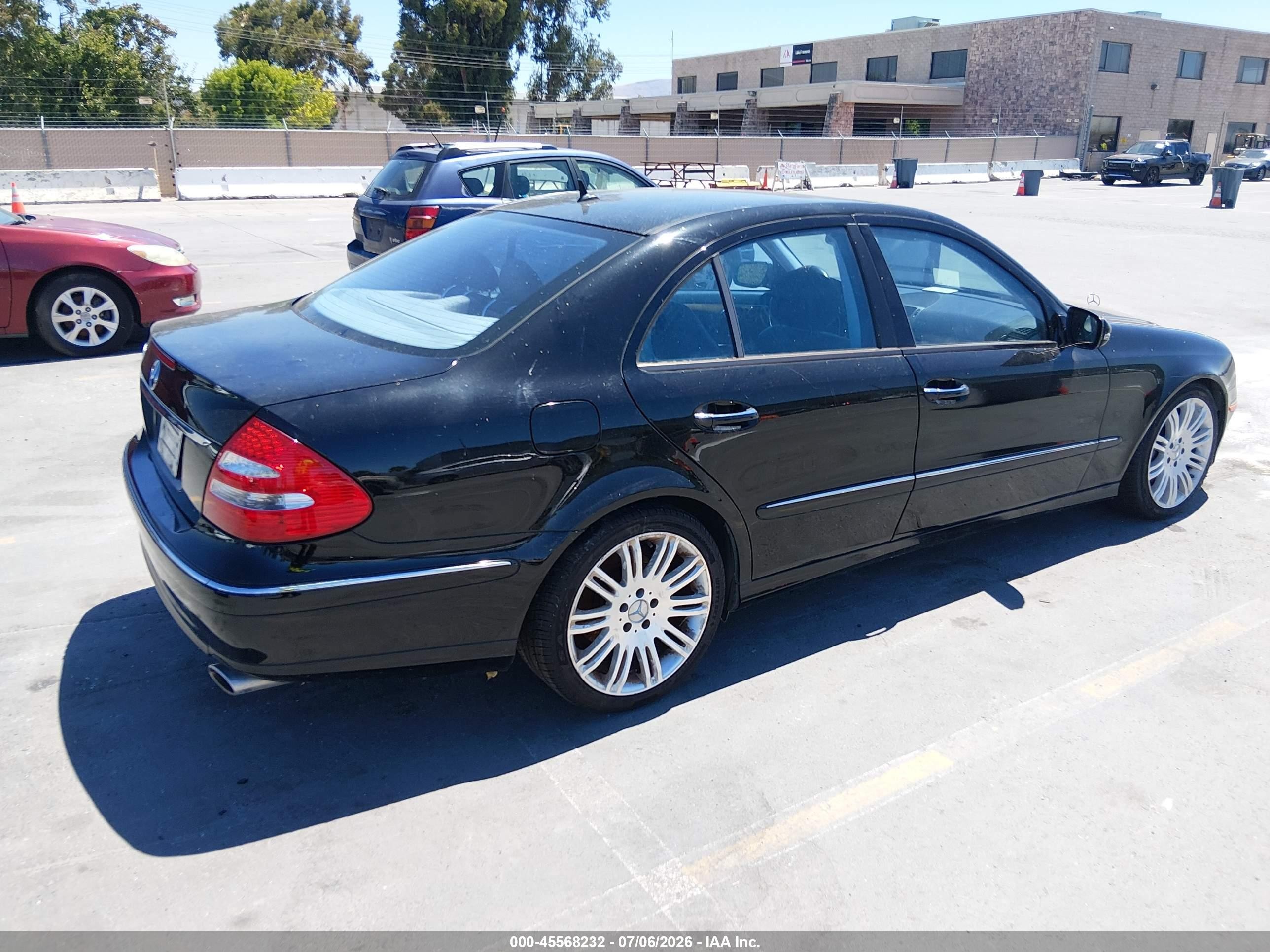2007 Mercedes-benz E 350   Черный vin: WDBUF56X07B070709