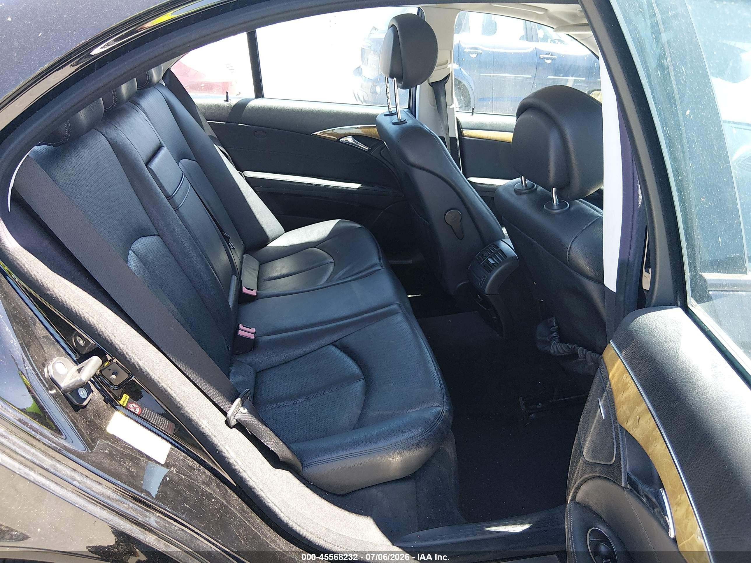 2007 Mercedes-benz E 350   Черный vin: WDBUF56X07B070709